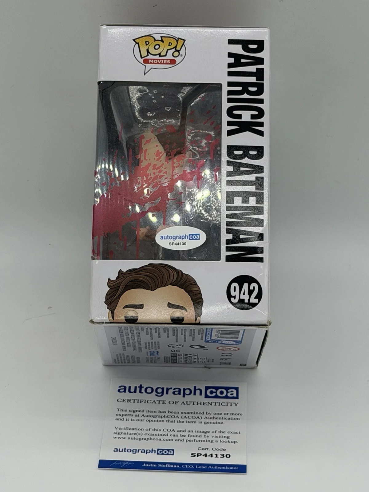 Christian Bale — Christian Bale signed PsychoFunko Pop 942 Patrick Bateman Jennifer Gardner Lopez, изображение 3