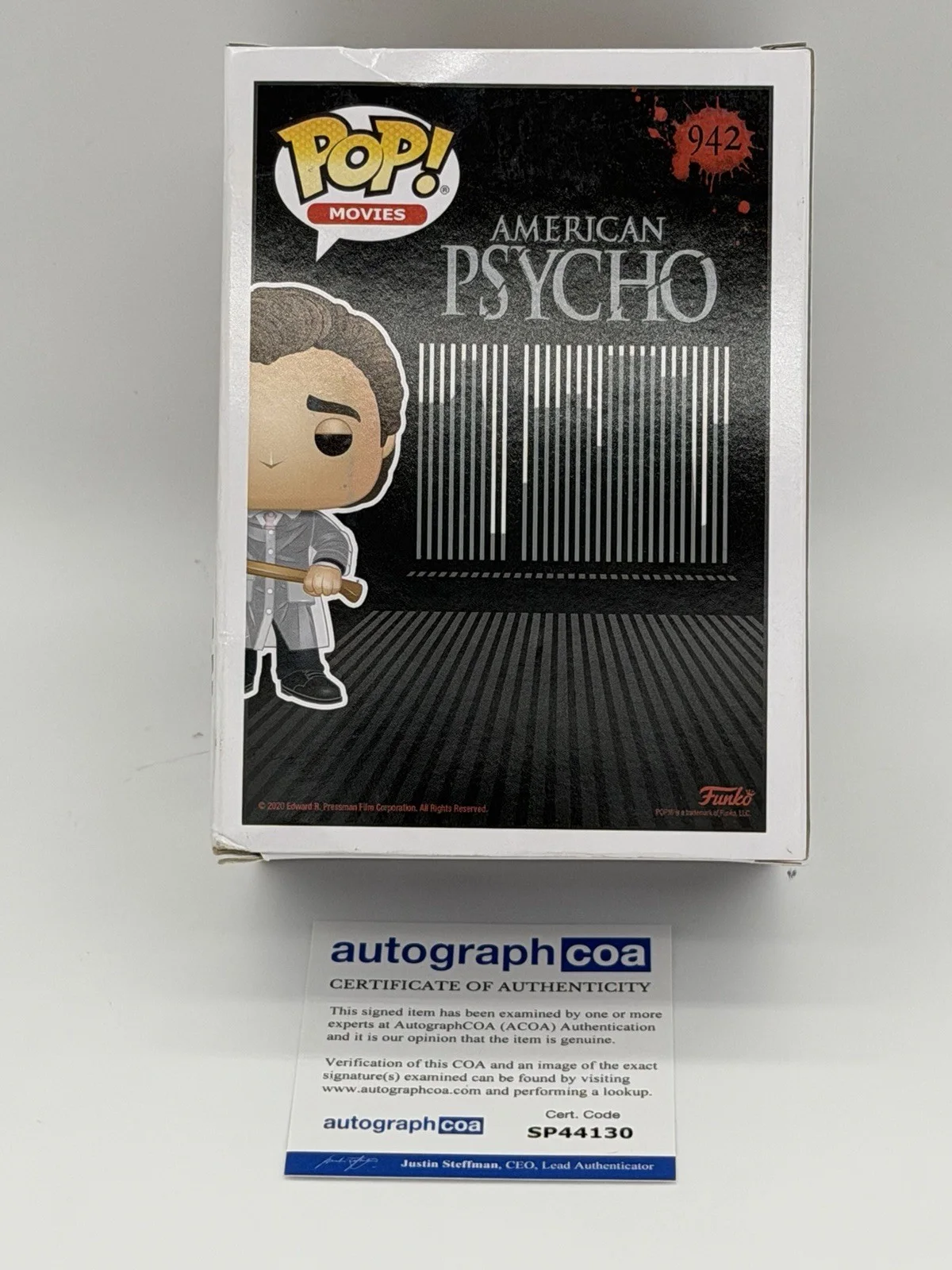 Christian Bale — Christian Bale signed PsychoFunko Pop 942 Patrick Bateman Jennifer Gardner Lopez, изображение 4