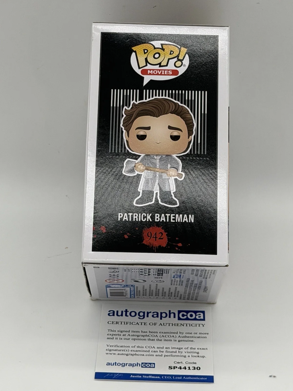 Christian Bale — Christian Bale signed PsychoFunko Pop 942 Patrick Bateman Jennifer Gardner Lopez, изображение 5