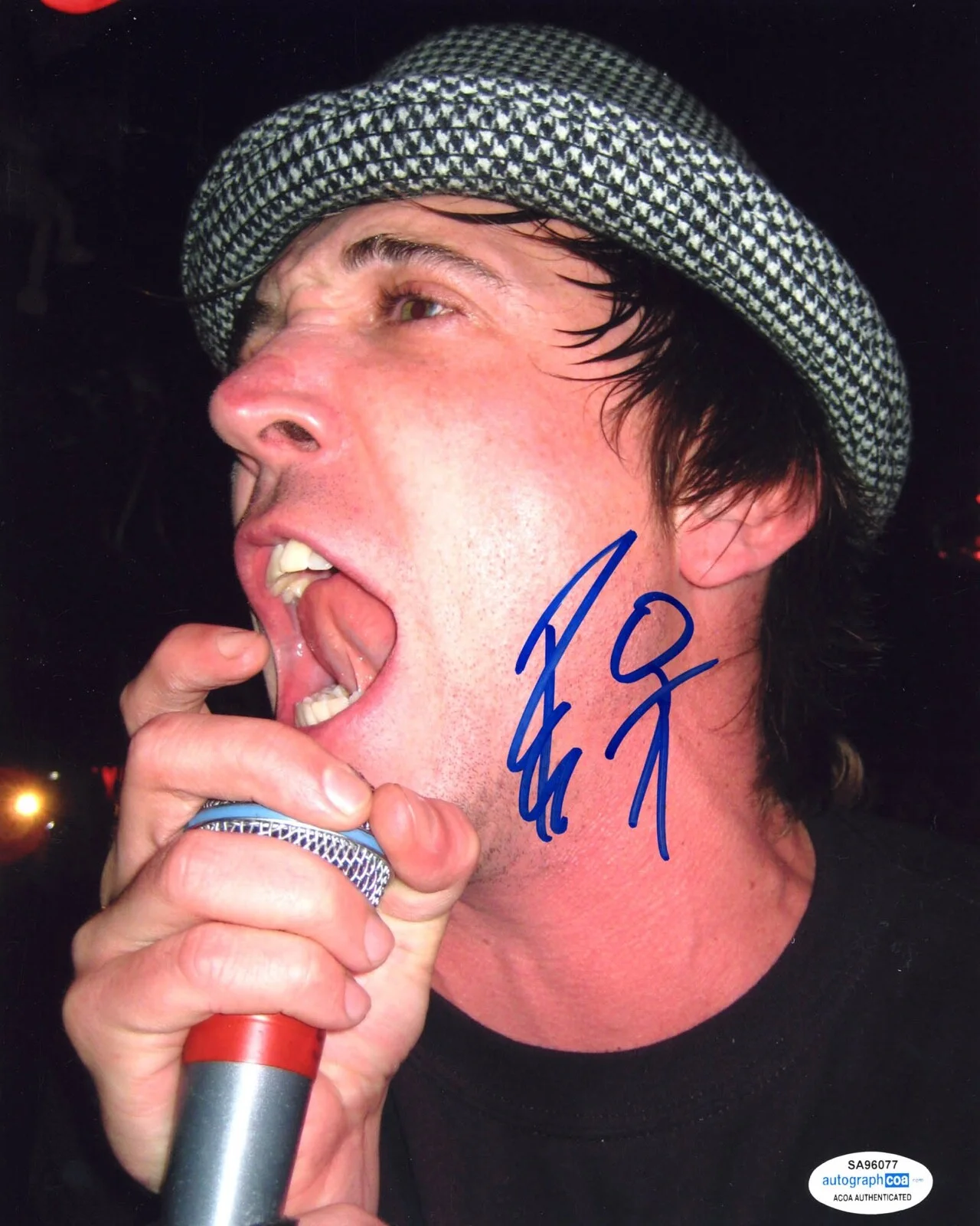 BEN KOWALEWICZ — Ben Kowalewicz signed "BILLY TALENT" 8x10 Photo b PROOF Autographed ACOA COA, image 3