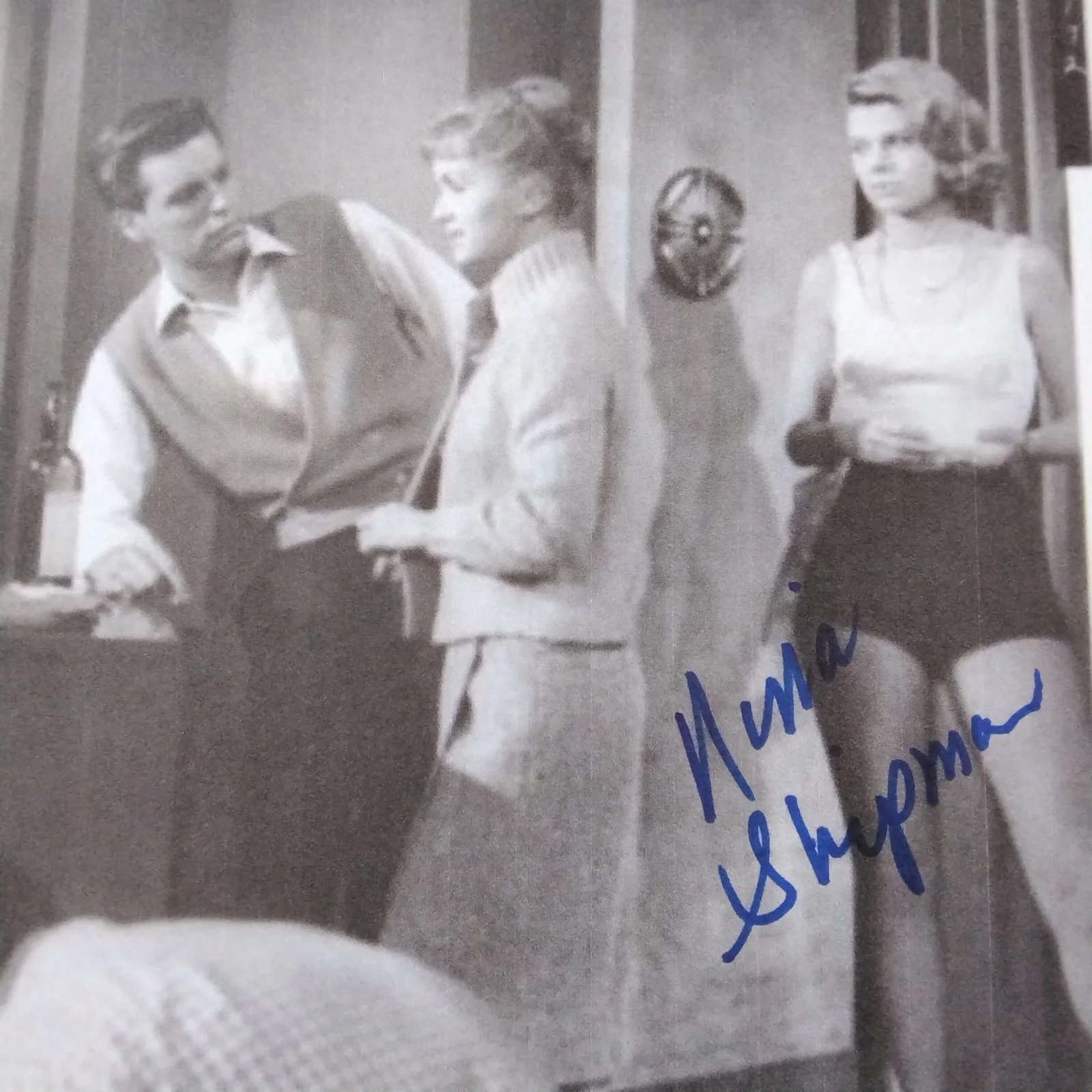 Nina Shipman SIGNED Photo 50s Movie TV Actress Vertigo The Hunters Say 1 for Me, изображение 3