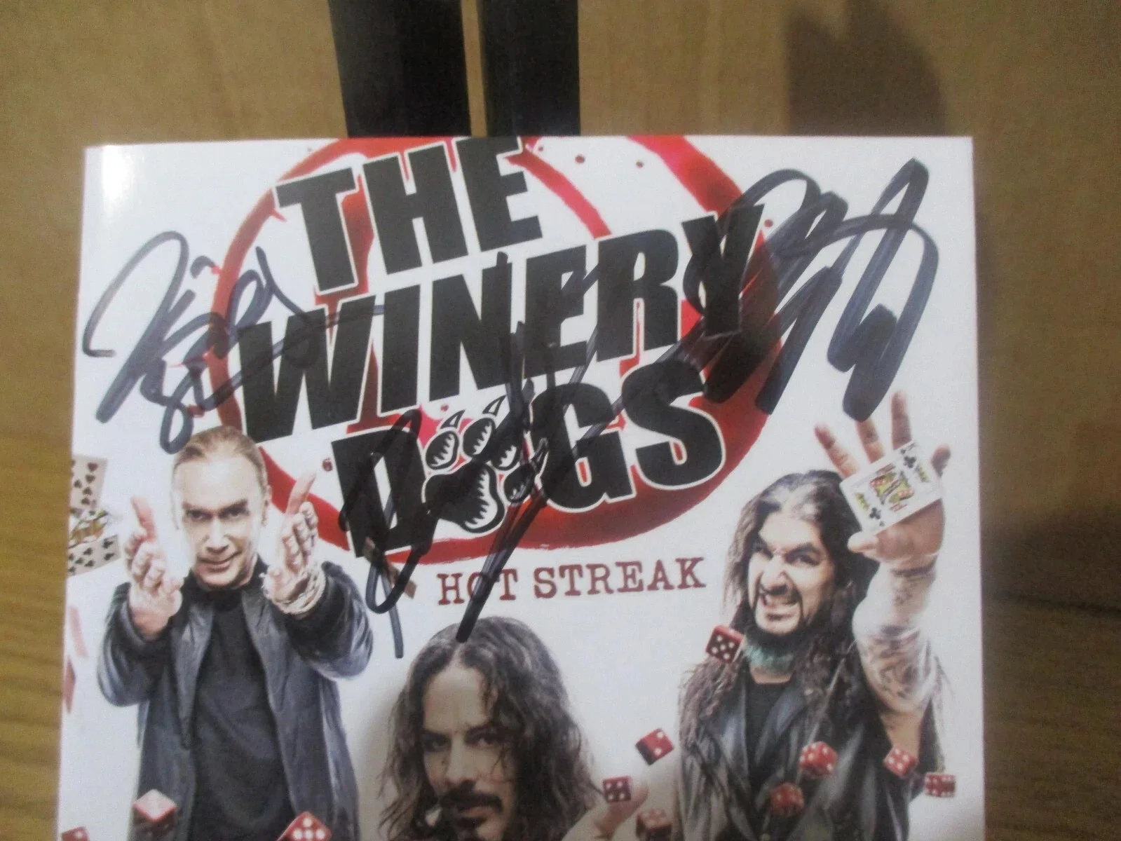 THE WINERY DOGS AUTHENTIC AUTOGRAPHED/SIGNED HOT STREAK CD--MIKE PORTNOY + 2, image 2