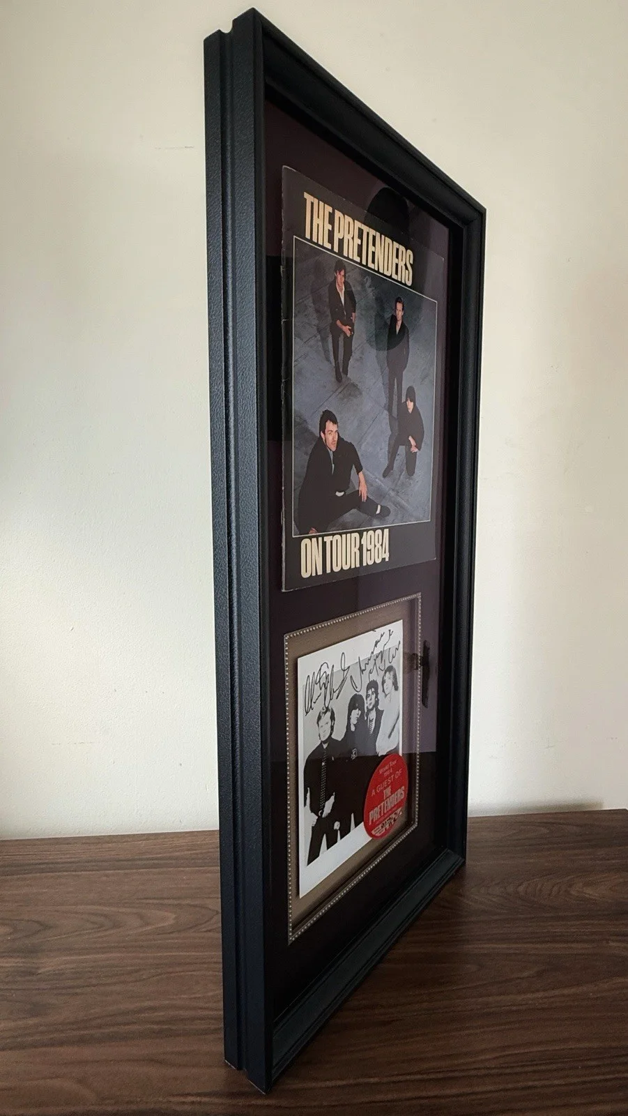 Chrissie Hynde & Martin Chambers Of The Pretenders Signed Photo, Program & Pass, изображение 5