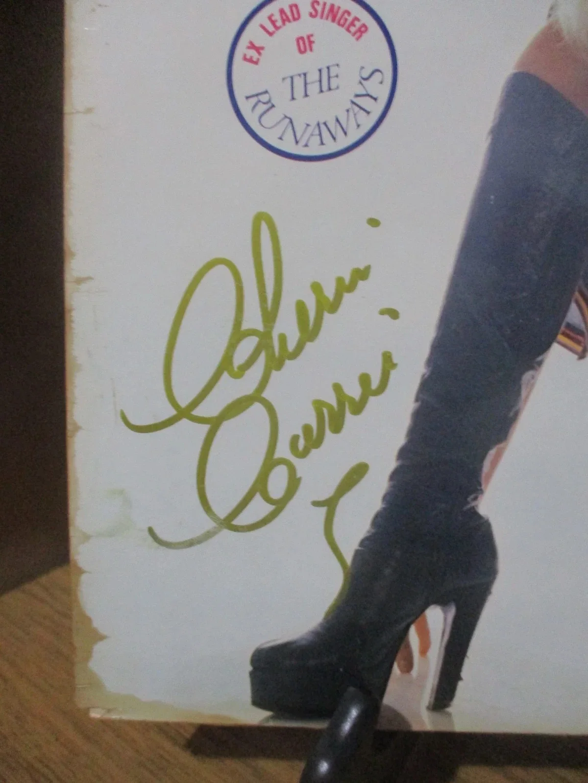 CHERIE CURRIE (THE RUNAWAYS) AUTHENTIC SIGNED/AUTOGRAPHED VINYL RECORD-JSA, image 5