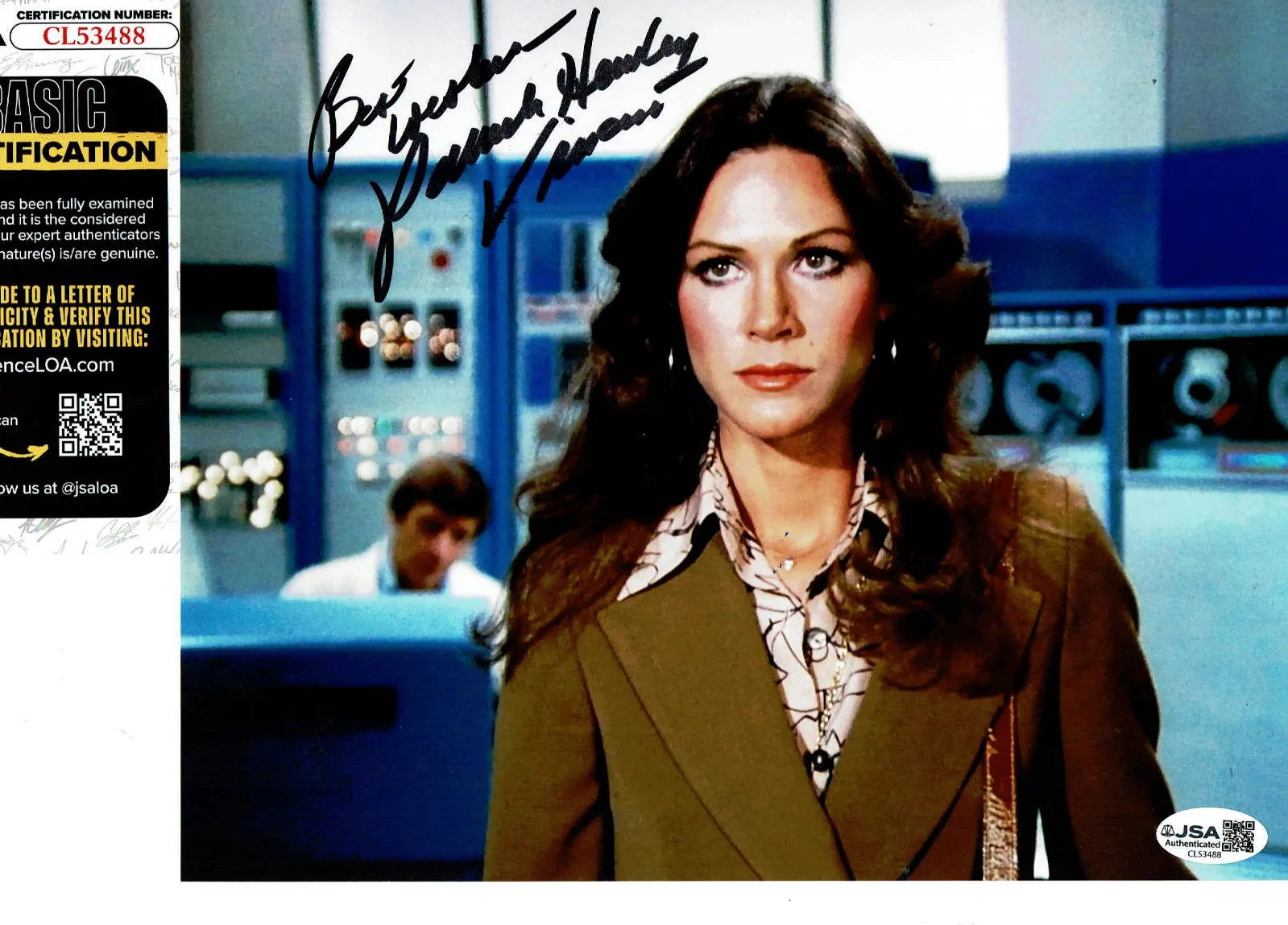 Pamela Hensley — Beautiful Pamela Hensley autographed 8X10 photo JSA Certified