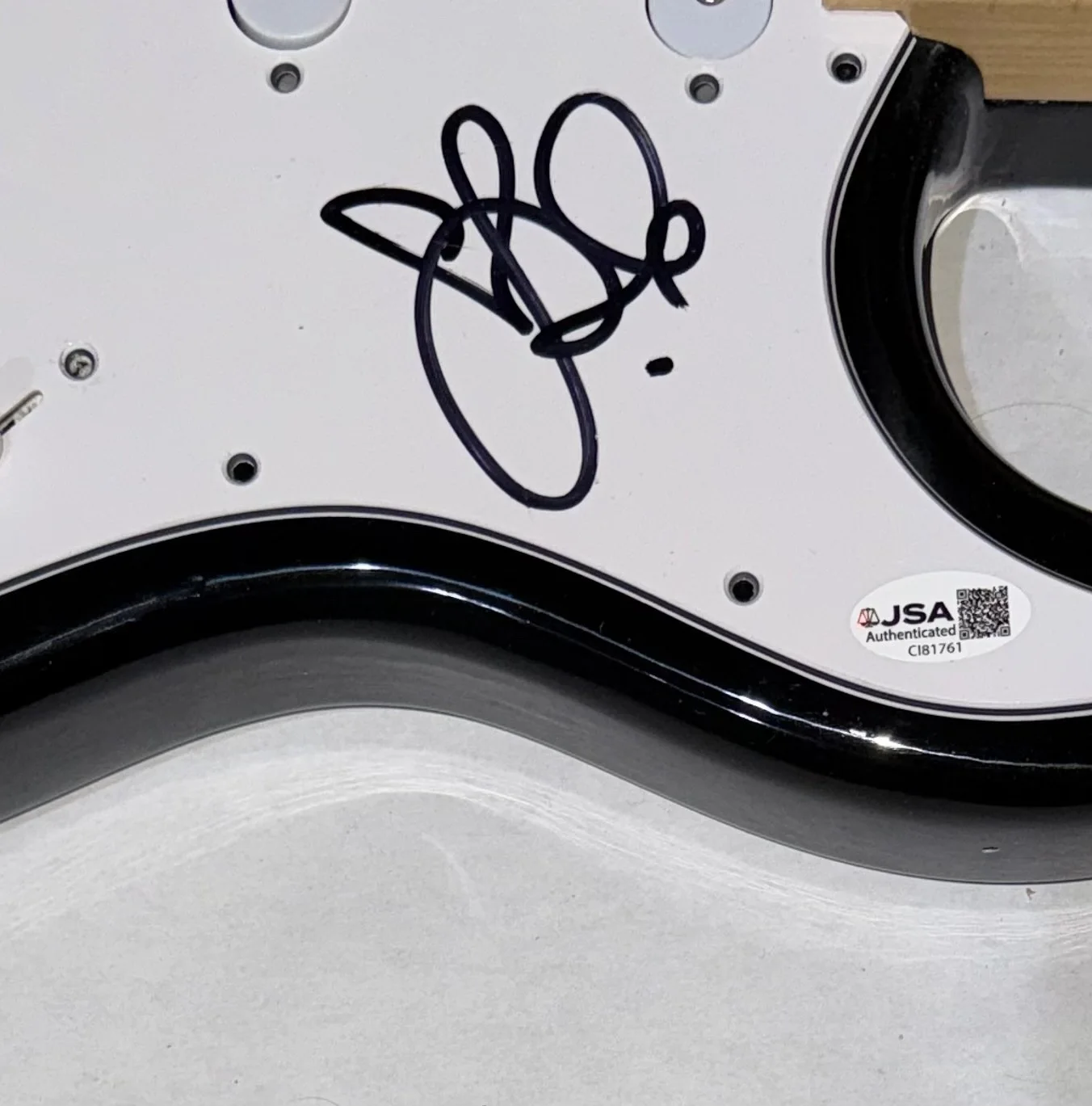 P!NK Pink Signed Autograph Electric Guitar Alecia Moore Missundaztood JSA COA, изображение 4