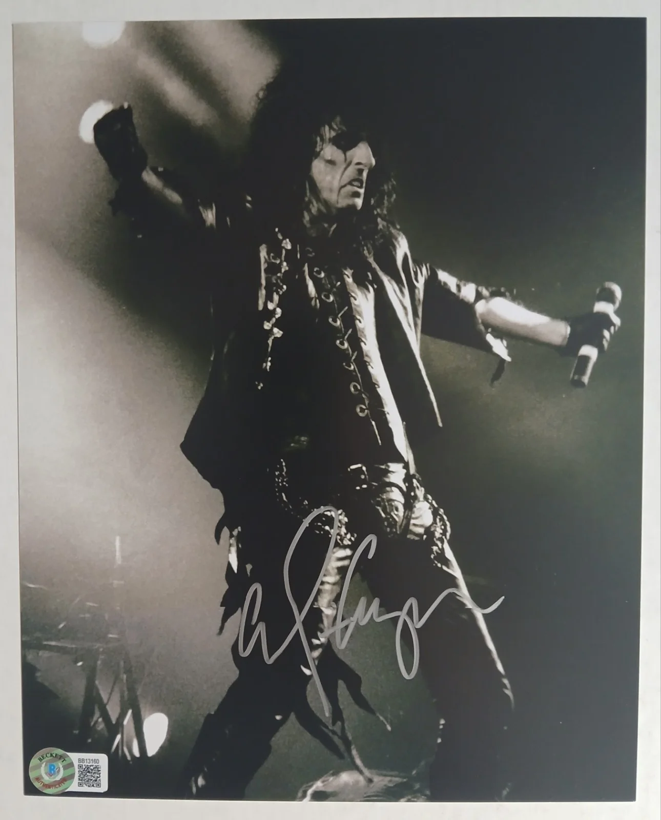 Alice Cooper Signed 8x10 Photo - Beckett BAS Authentic Autograph, image 2