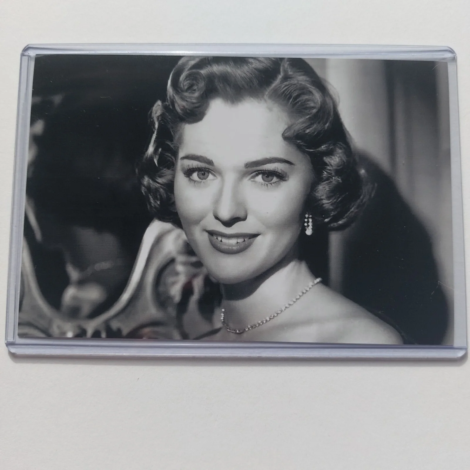 Joan Weldon — Joan Weldon Signed 3x5 Index Card (Them!, Gunsight Ridge, Stranger Wore a Gun), image 5