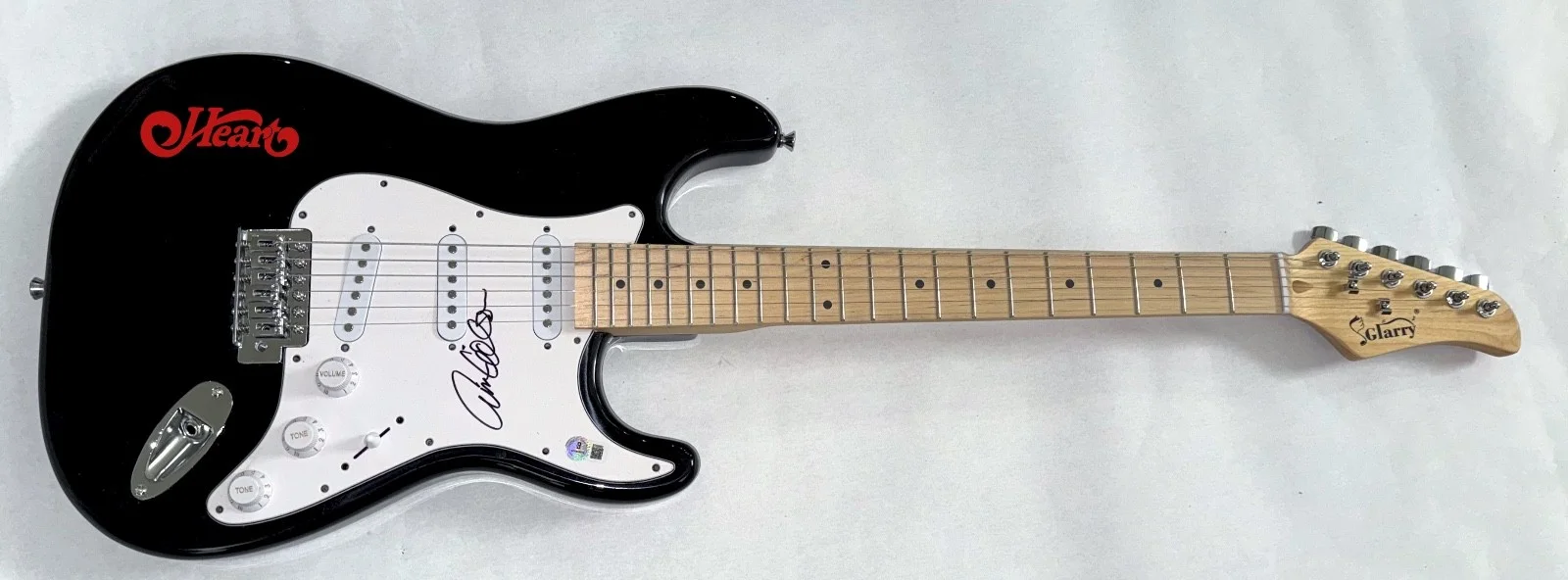 Ann Wilson HEART Signed Autograph Electric Guitar Heart Band Singer Beckett COA, изображение 3