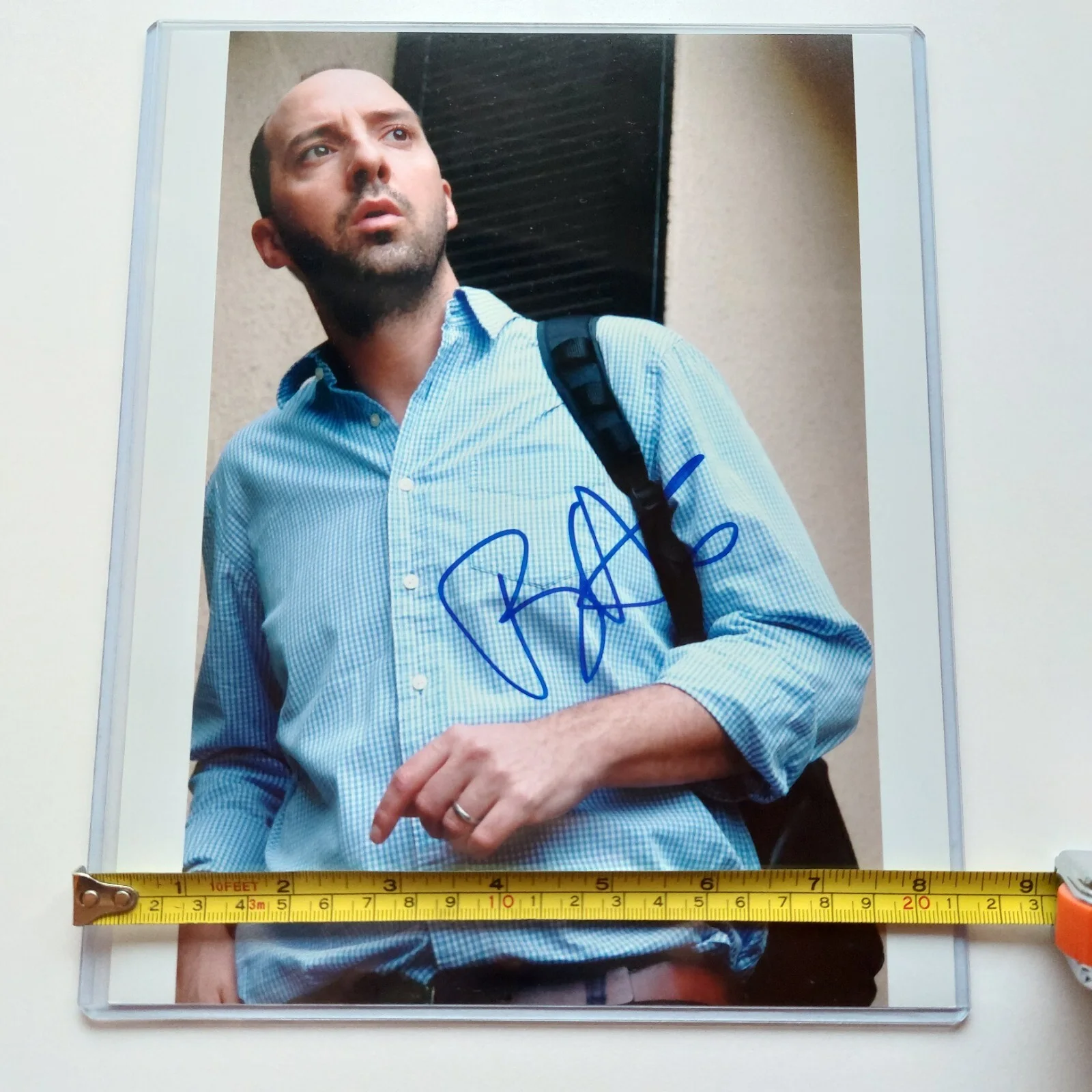Tony Hale — Tony Hale Signed 8x10 Photo With COA (Arrested Development, Veep, Toy Story), изображение 3