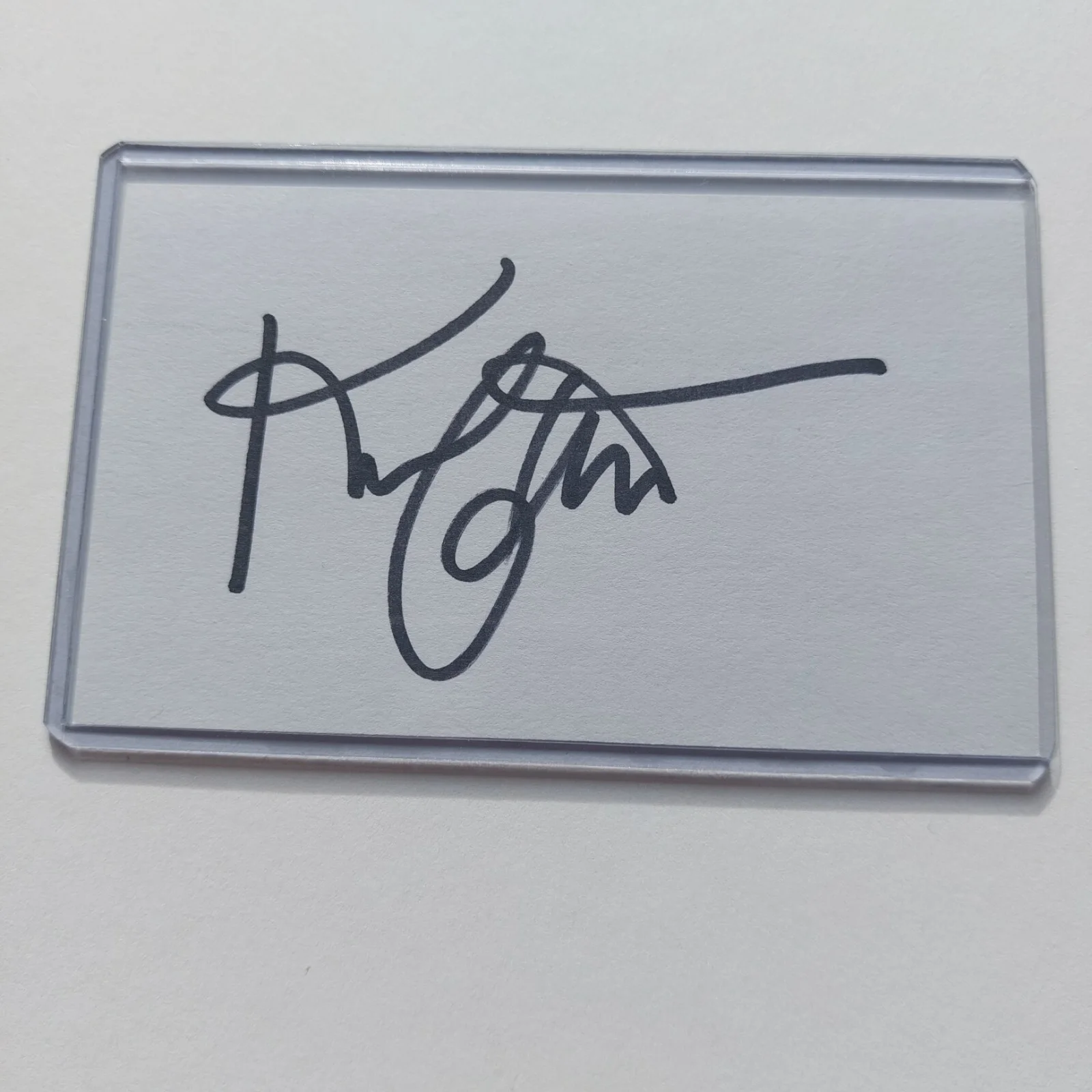 Kim Cattrall — Kim Cattrall Signed 3x5 Index Card (Sex and the City, Mannequin, Big Trouble in), изображение 2