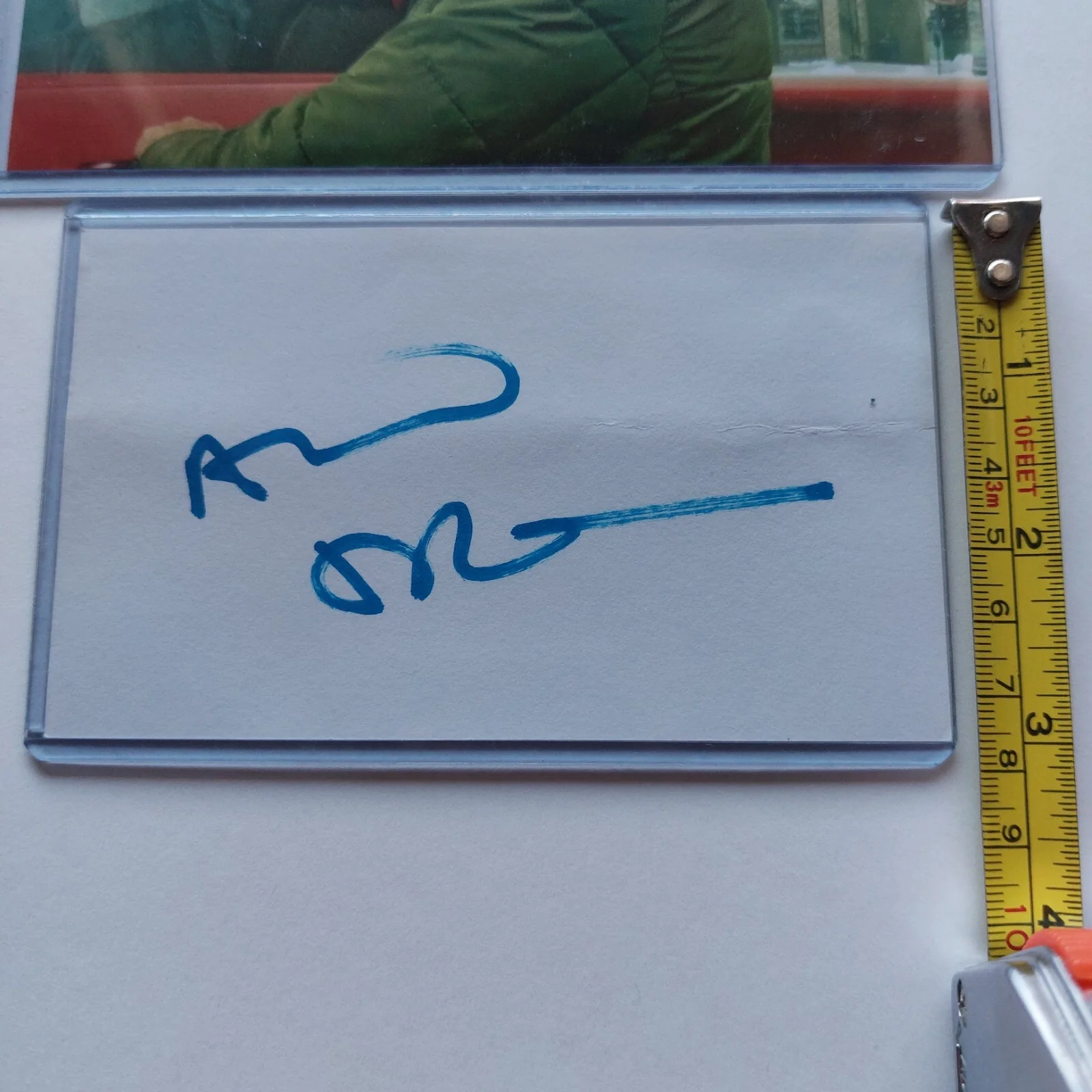 Alan Tudyk — Alan Tudyk Signed 3x5 Index Card (Rogue One: A Star Wars Story, Resident Alien), image 5