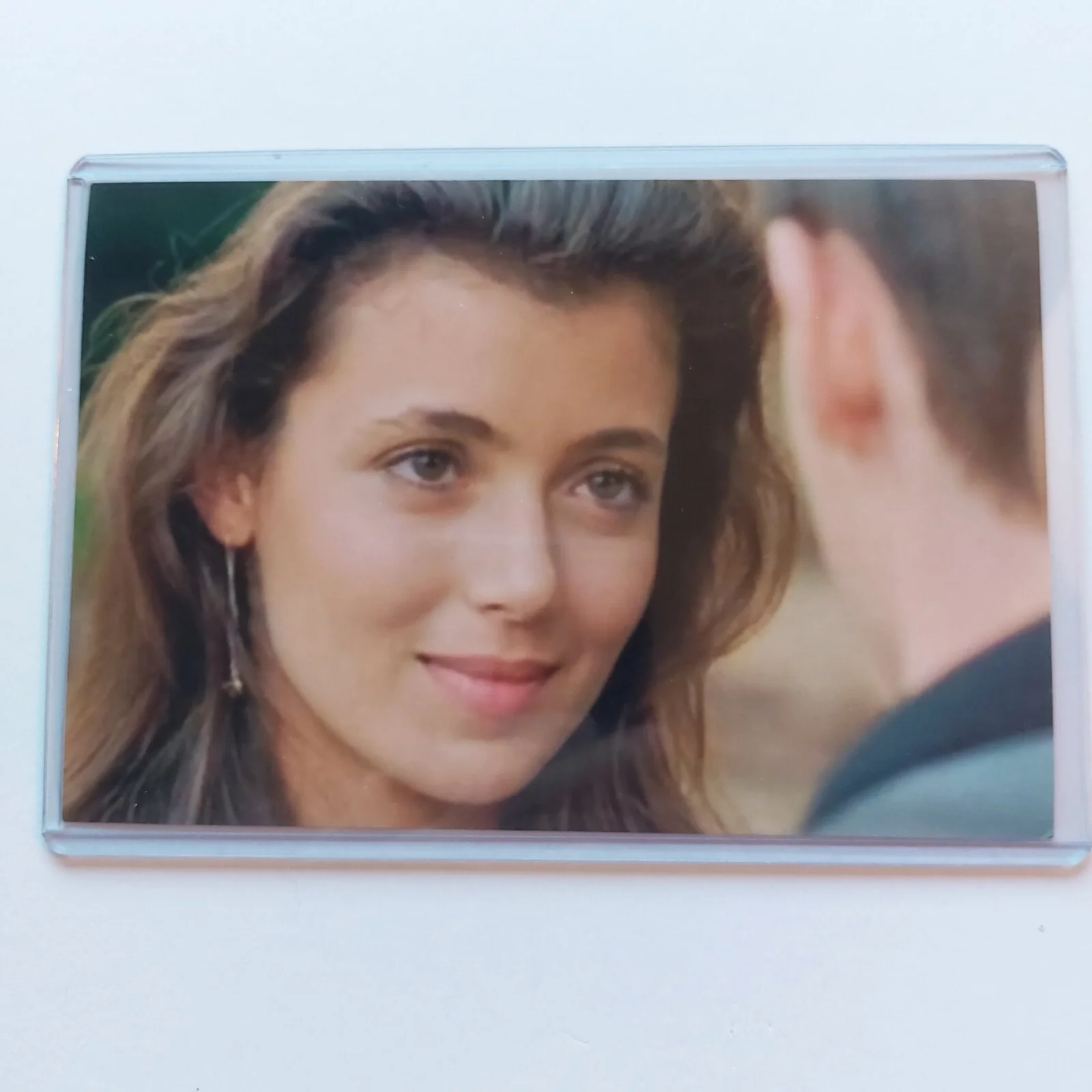 Mia Sara — Mia Sara Signed 3x5 Autograph (Ferris Buellers Day Off, Timecop, Birds of Prey), изображение 4