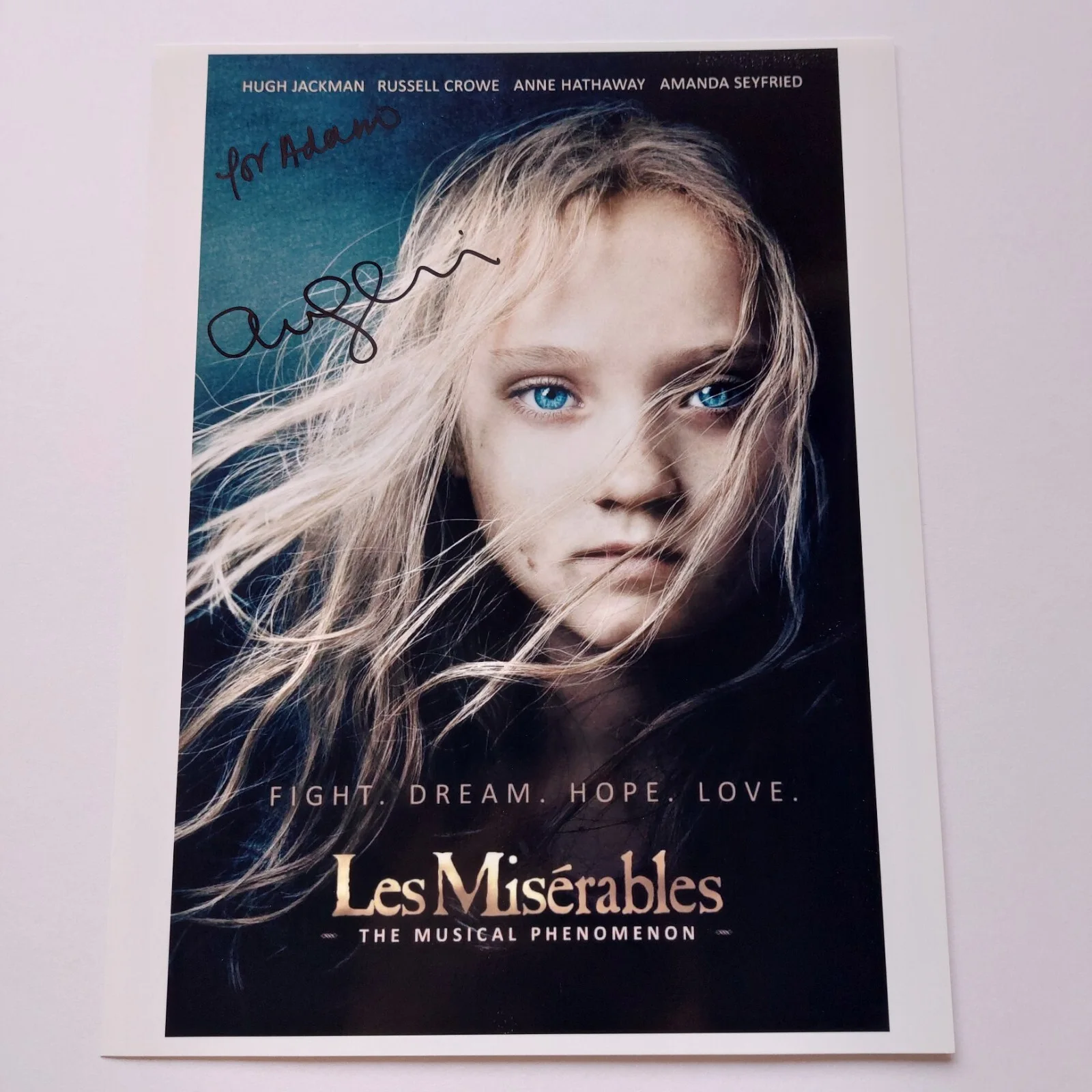 Amanda Seyfried — Amanda Seyfried Signed Autographed 8.5x1 Photo Actress Les Misérables Mamma Mia!
