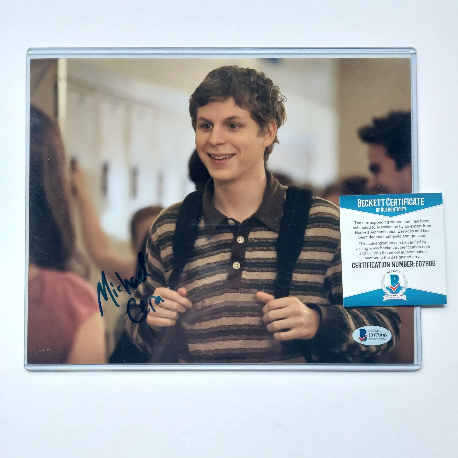 Michael Cera — Michael Cera Signed 8X10 Photo Beckett COA (Superbad, Barbie, Scott Pilgram)
