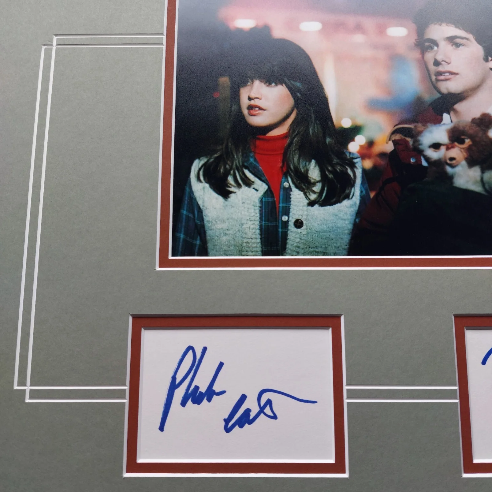 Phoebe Cates — Gremlins Signed Zach Galligan Phoebe Cates Signed Matted Photo Auto COA, image 3
