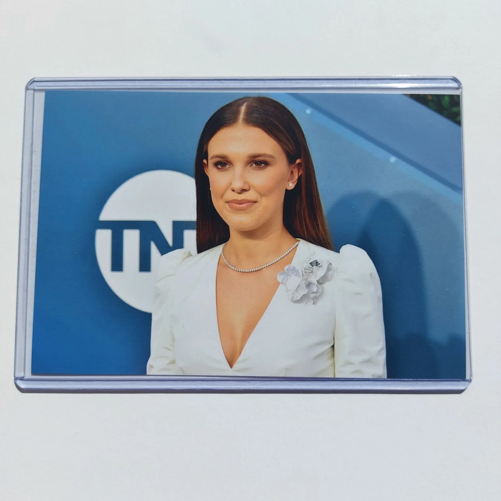 Millie Bobby Brown — Millie Bobby Brown Signed 3x5 (Stranger Things, Enola Holmes, Damsel), image 2