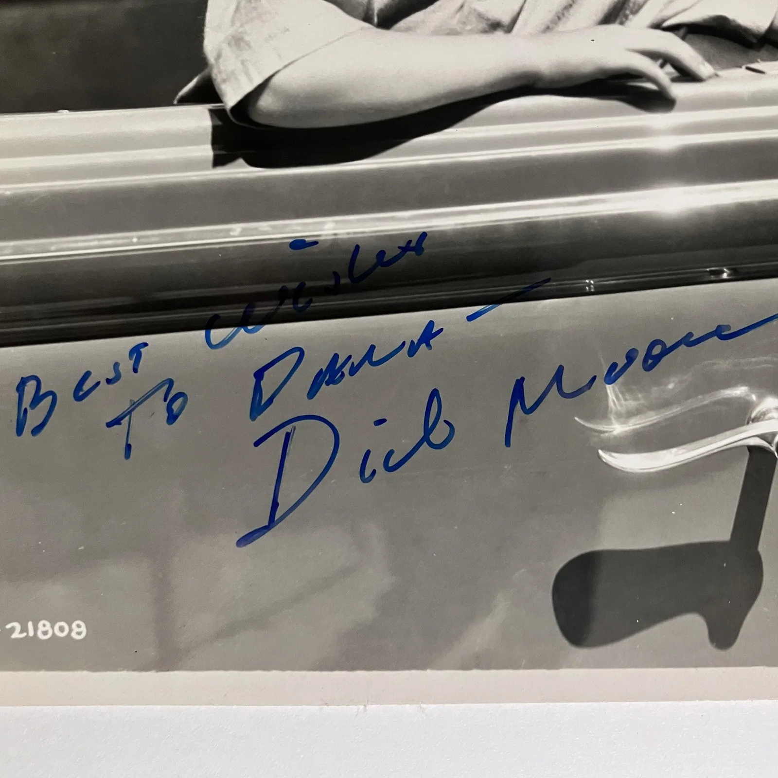 Dickie Moore — 1930s DICKIE MOORE (d.2015) Signed Publicity 8x10 / CHILD STAR Autographed Later, image 5