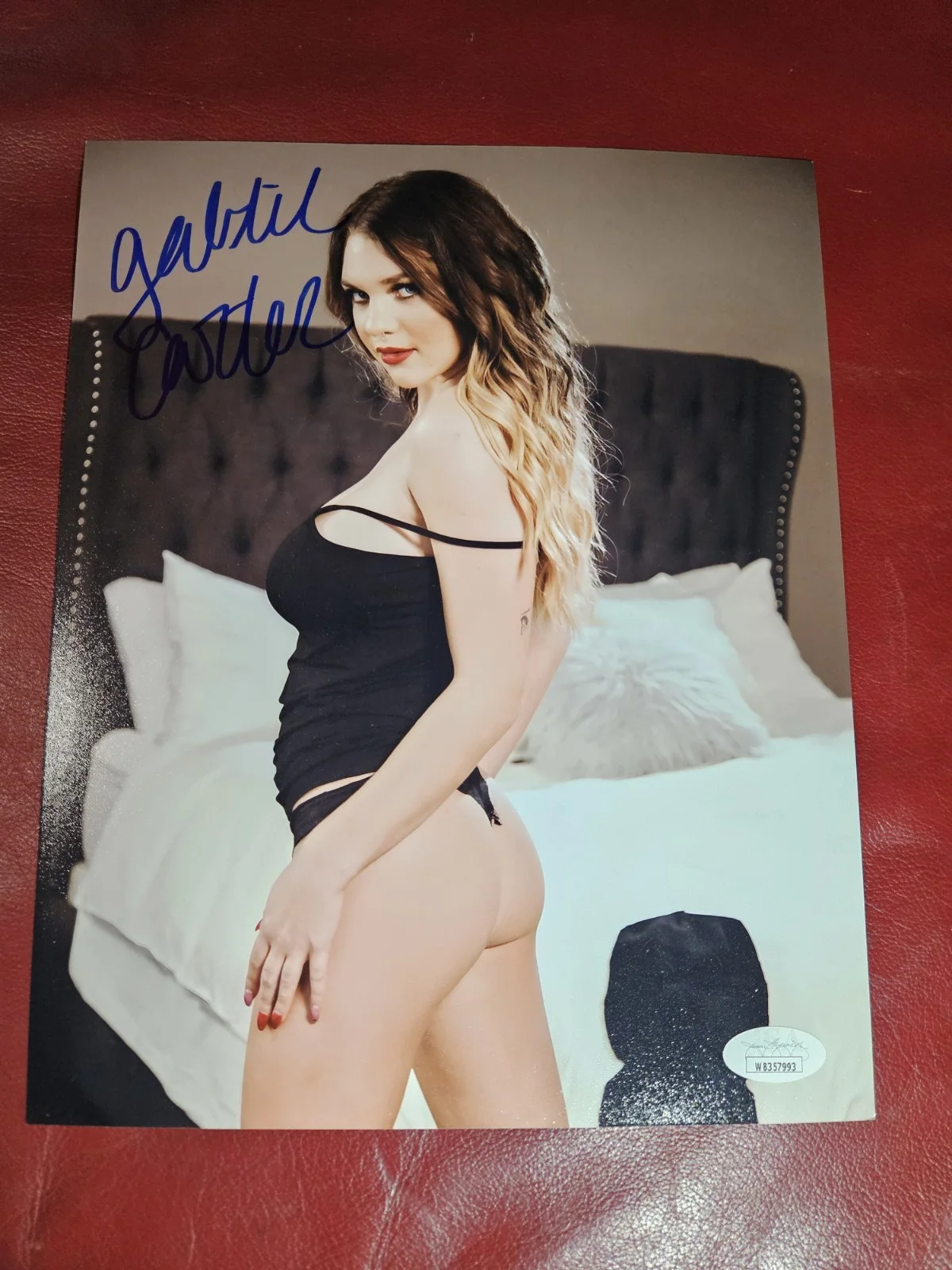 Gabbie Carter — Gabbie Carter (Adult Film Star) JSA CERTIFIED Signed Autograhped 8x10 Photo