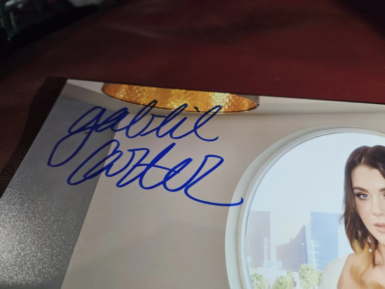 Gabbie Carter — Gabbie Carter (Adult Film Star) JSA CERTIFIED Signed Autograhped 8x10 Photo, изображение 2