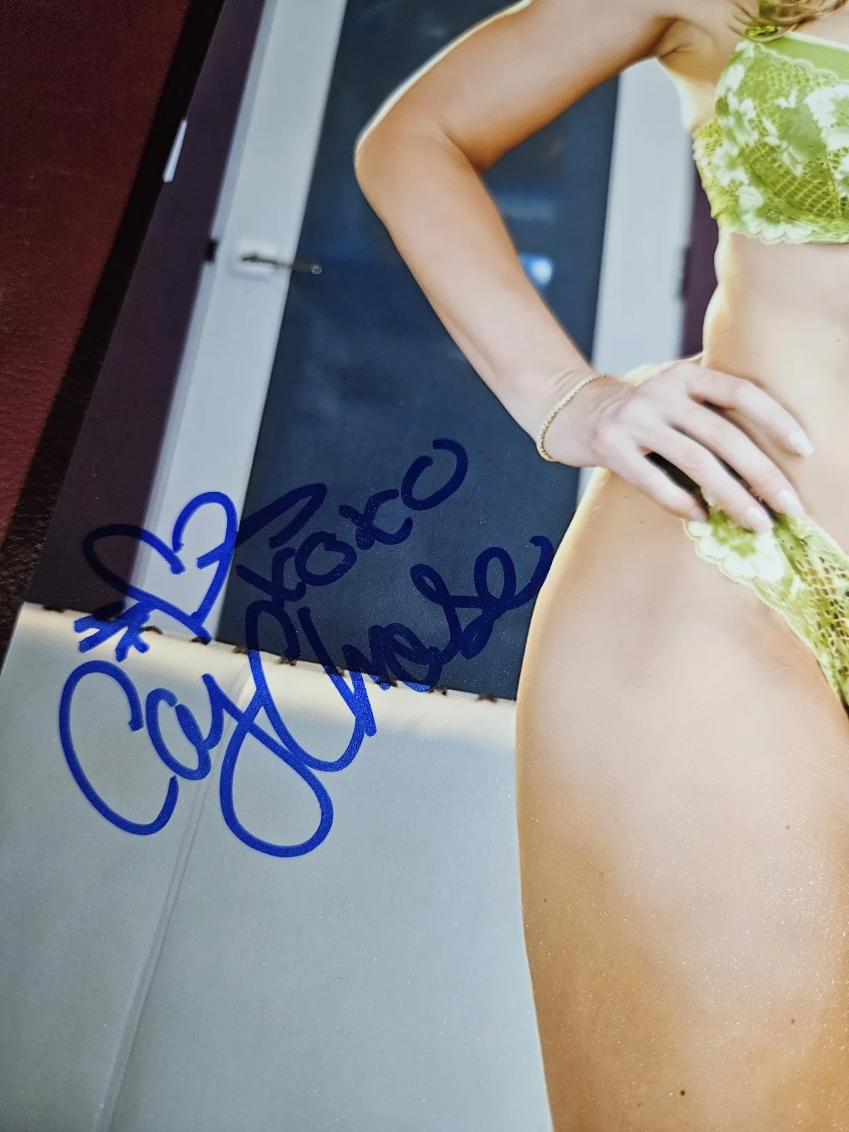 Cory Chase — Cory Chase (Adult Film Star) Signed Autograhped 8x10 Photo, изображение 2