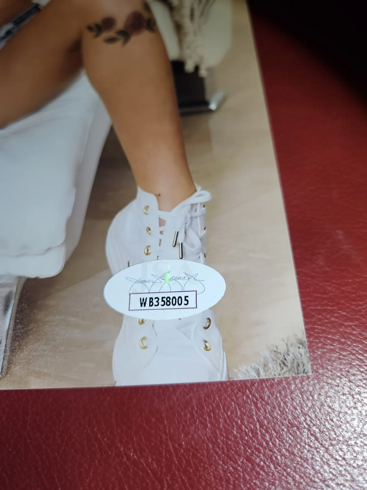 Gabbie Carter — Gabbie Carter (Adult Film Star) JSA CERTIFIED Signed Autograhped 8x10 Photo, изображение 3