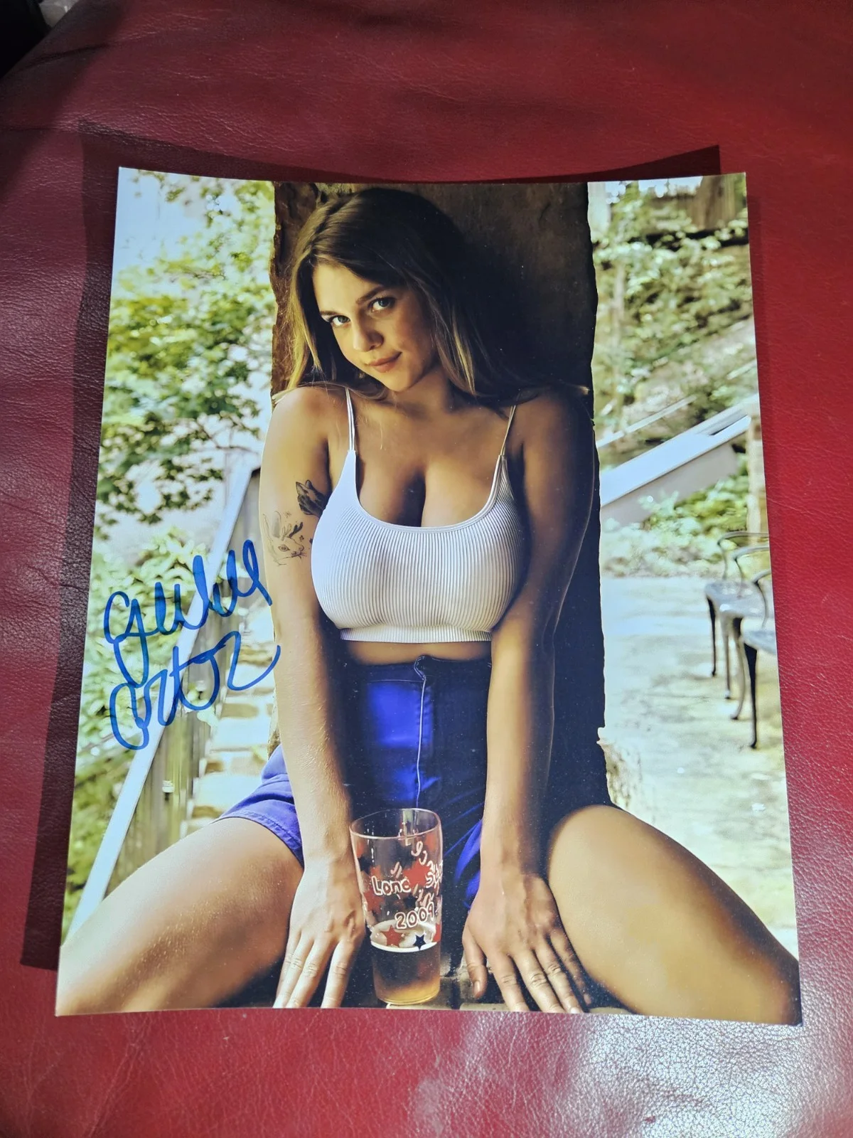 Gabbie Carter — Gabbie Carter (Adult Film Star) Signed Autograhped 8x10 Photo