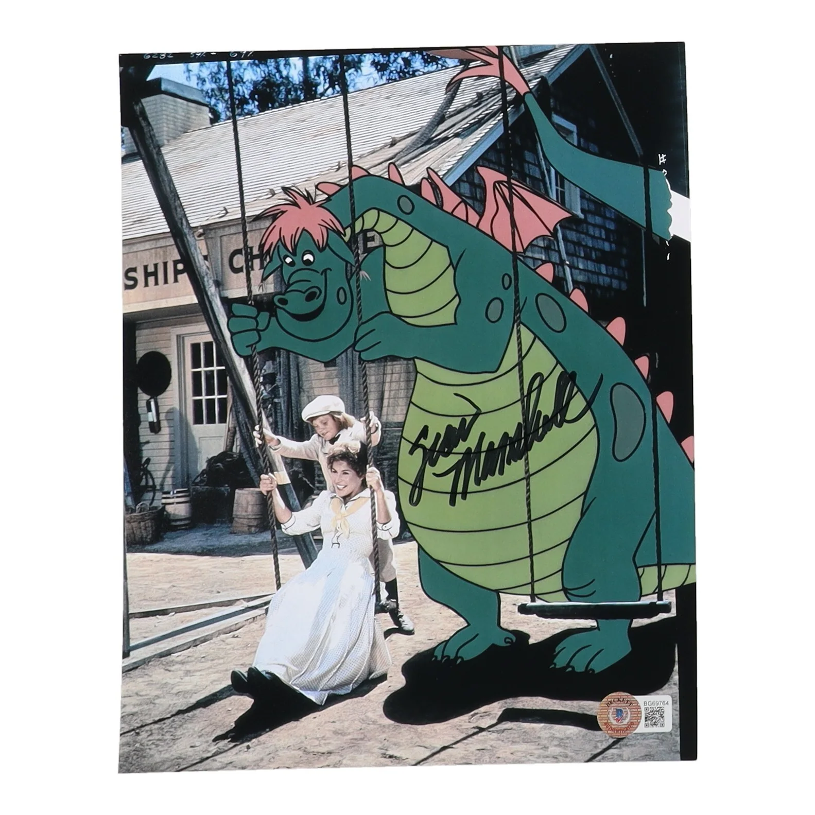 Sean Marshall — Sean Marshall Signed "Pete's Dragon" 8x10 Photo (Beckett)