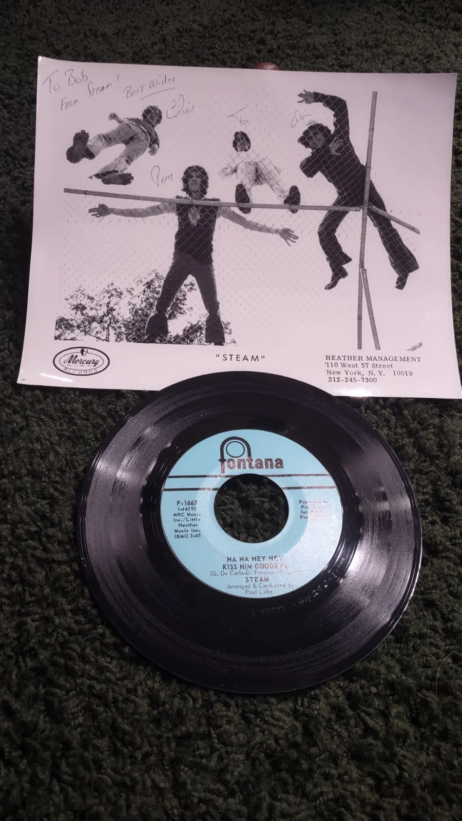 Steam - Signed B & W 8 X 10 By The Touring Band And Original Guitarist Tom Zuke, изображение 2