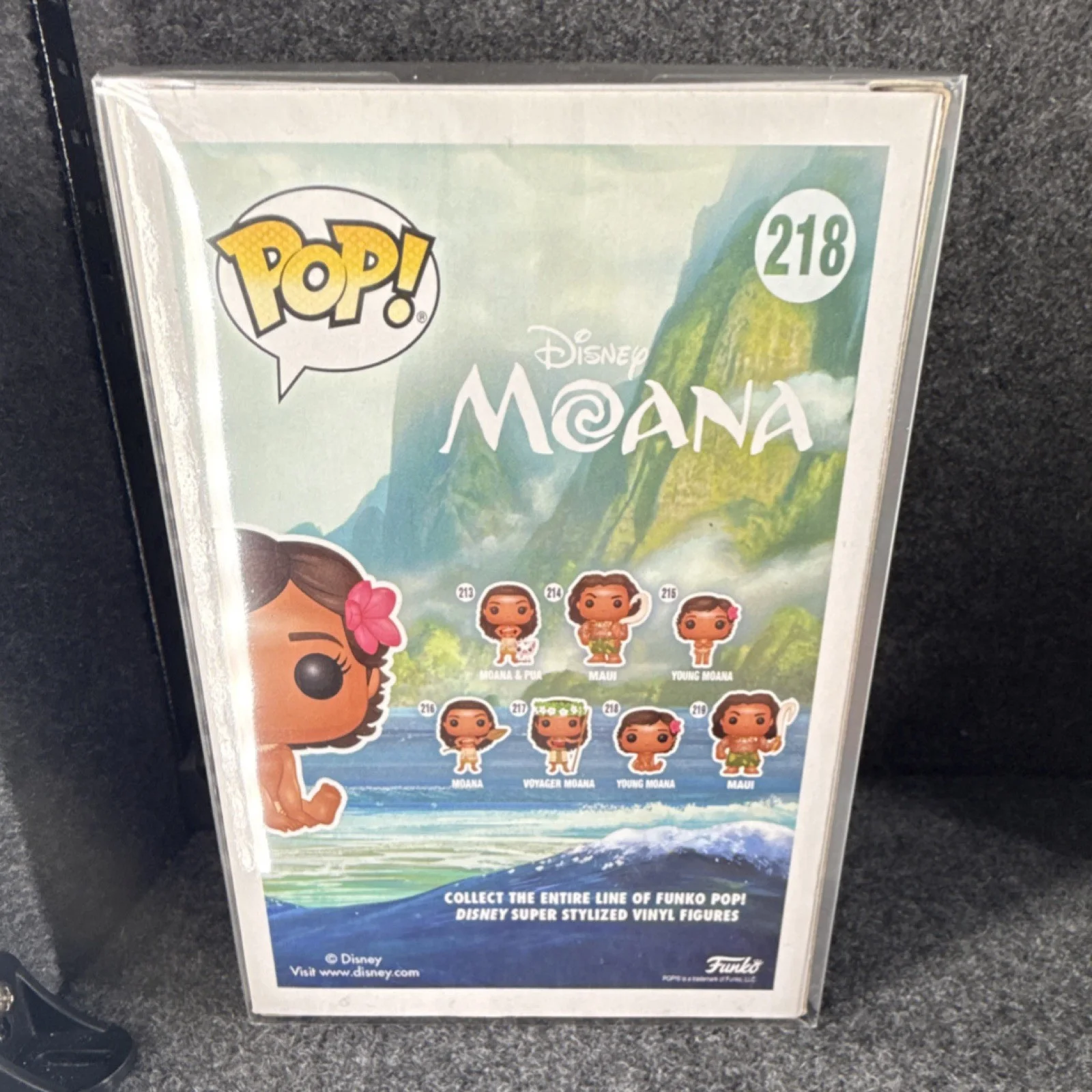 Auli'i Cravalho — Funko Pop Disney Moana #218 Young Moana Signed Auliʻi Cravalho Beckett Authentic, изображение 2