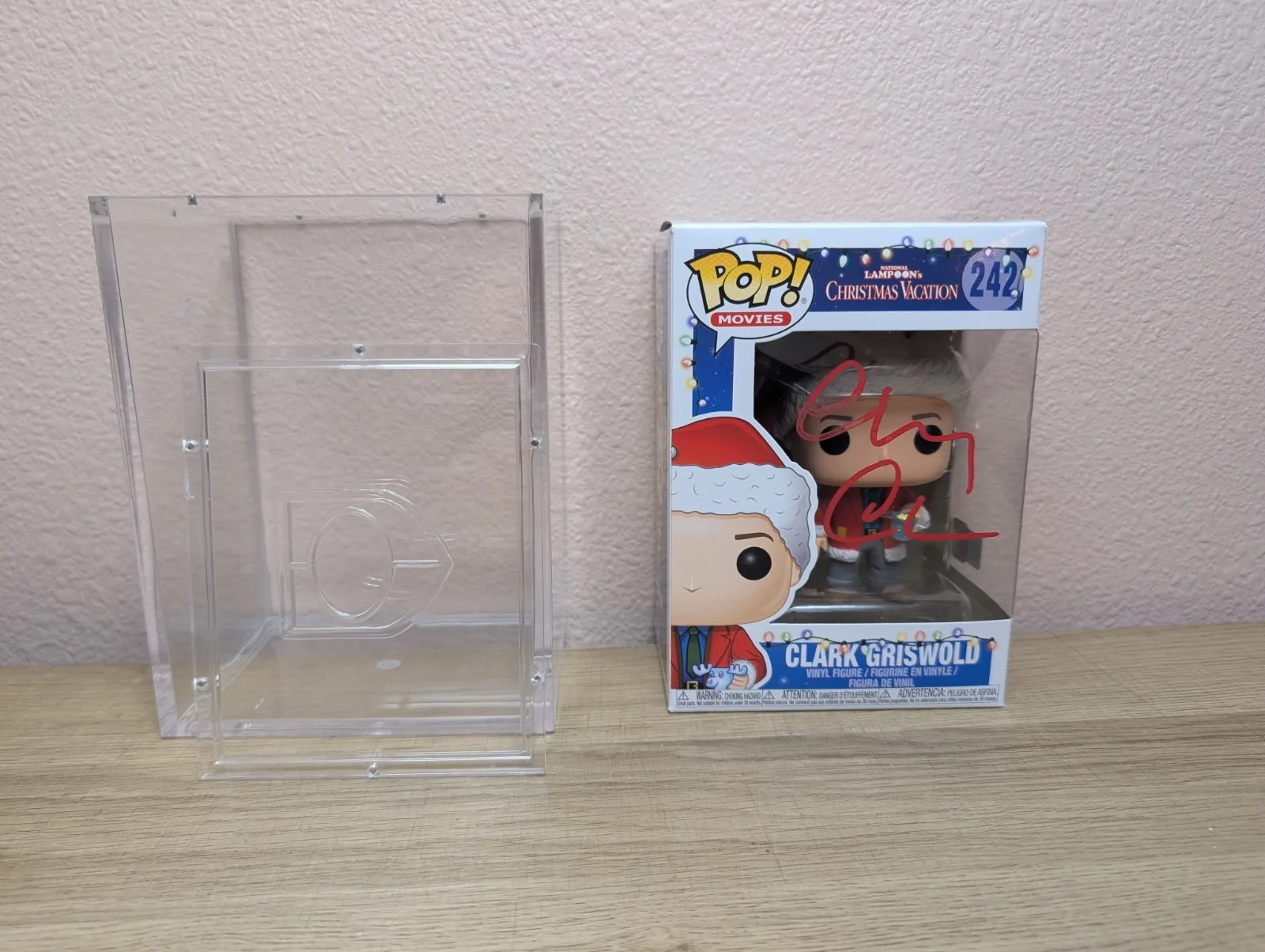 Chevy Chase — Chevy Chase Signed 'Clark Griswold' Funko Pop #242 W Fancy Magnet Hard Protector, изображение 3