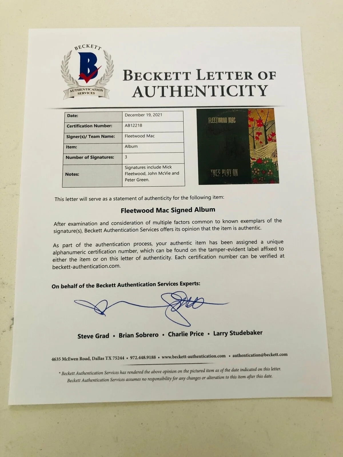 Mick Fleetwood, Peter Green, John McVie — PETER GREEN,MCVIE & MICK FLEETWOOD MAC SIGNED AUTOGRAPH ALBUM Cover - Beckett, изображение 2