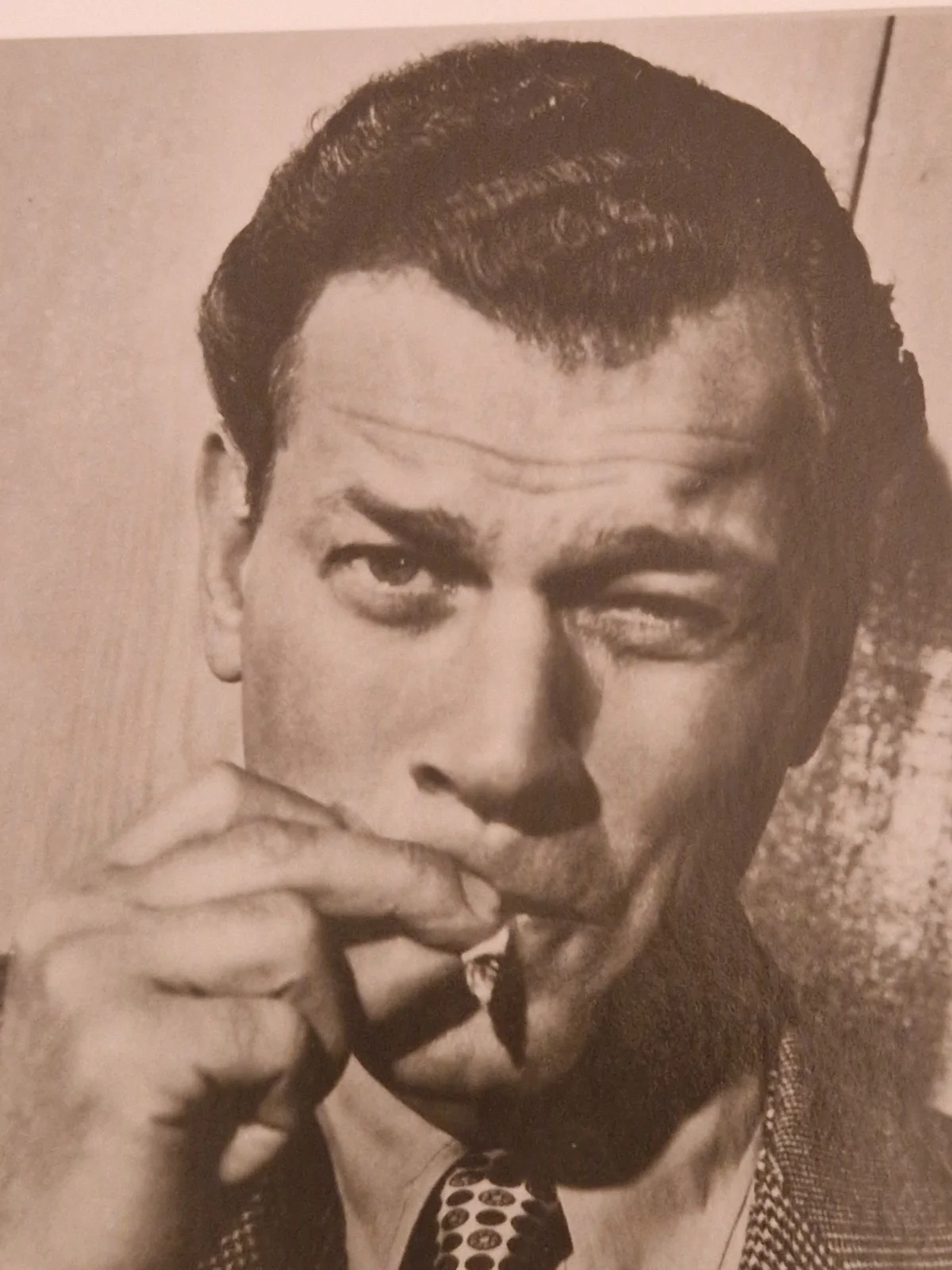 Joseph Cotton - 'Citizen Kane' & 'The Third Man' signed photo 6x4" AFTAL COA, image 3