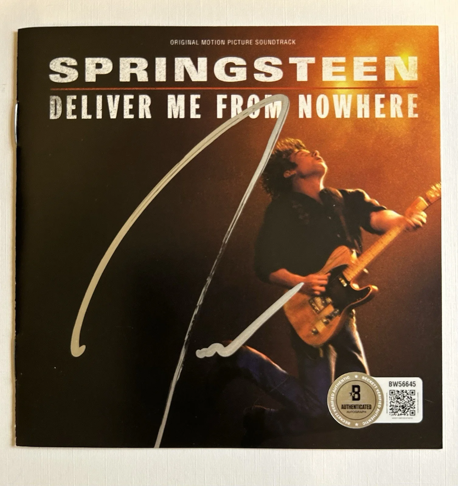 JEREMY ALLEN WHITE SIGNED SPRINGSTEEN DELIVER ME FROM NOWHERE CD FRAMED BECKETT, image 2