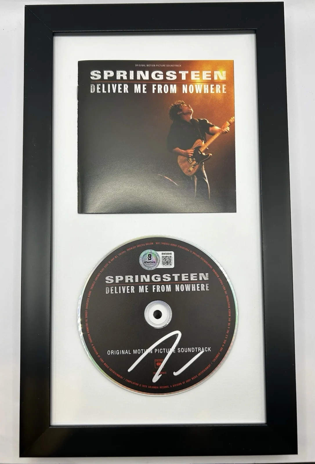 JEREMY ALLEN WHITE SIGNED SPRINGSTEEN DELIVER ME FROM NOWHERE CD FRAMED BECKETT, изображение 2
