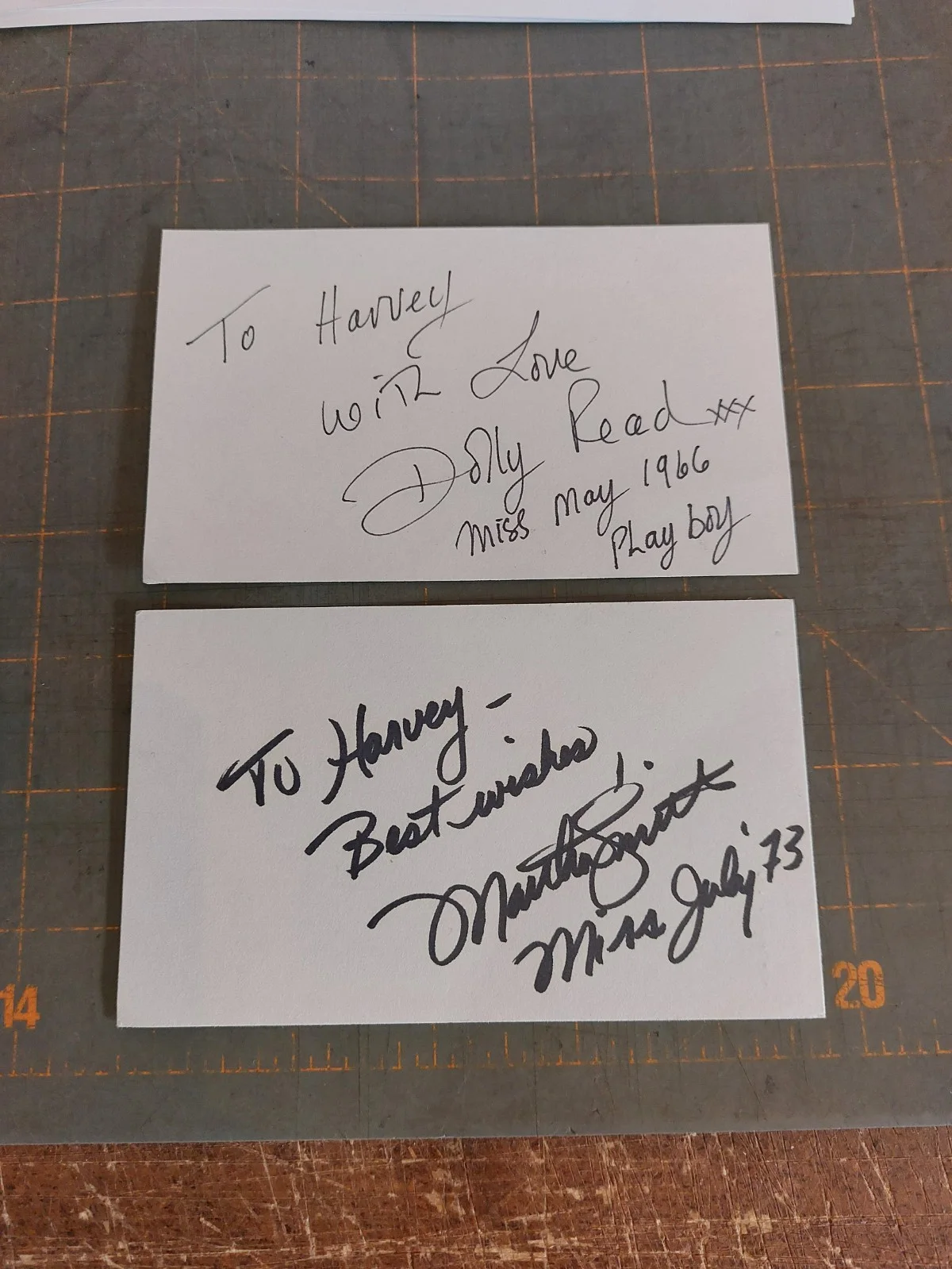 Dolly Read — Dolly Read Signed 3x5 Index Card Miss May 1966 Martha Smith July 1973