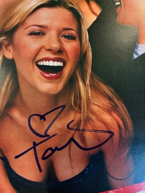 Tara Reid — Tara Reid Autograph "American Pie" 11x17 Movie Poster with Schwartz Hologram, изображение 2