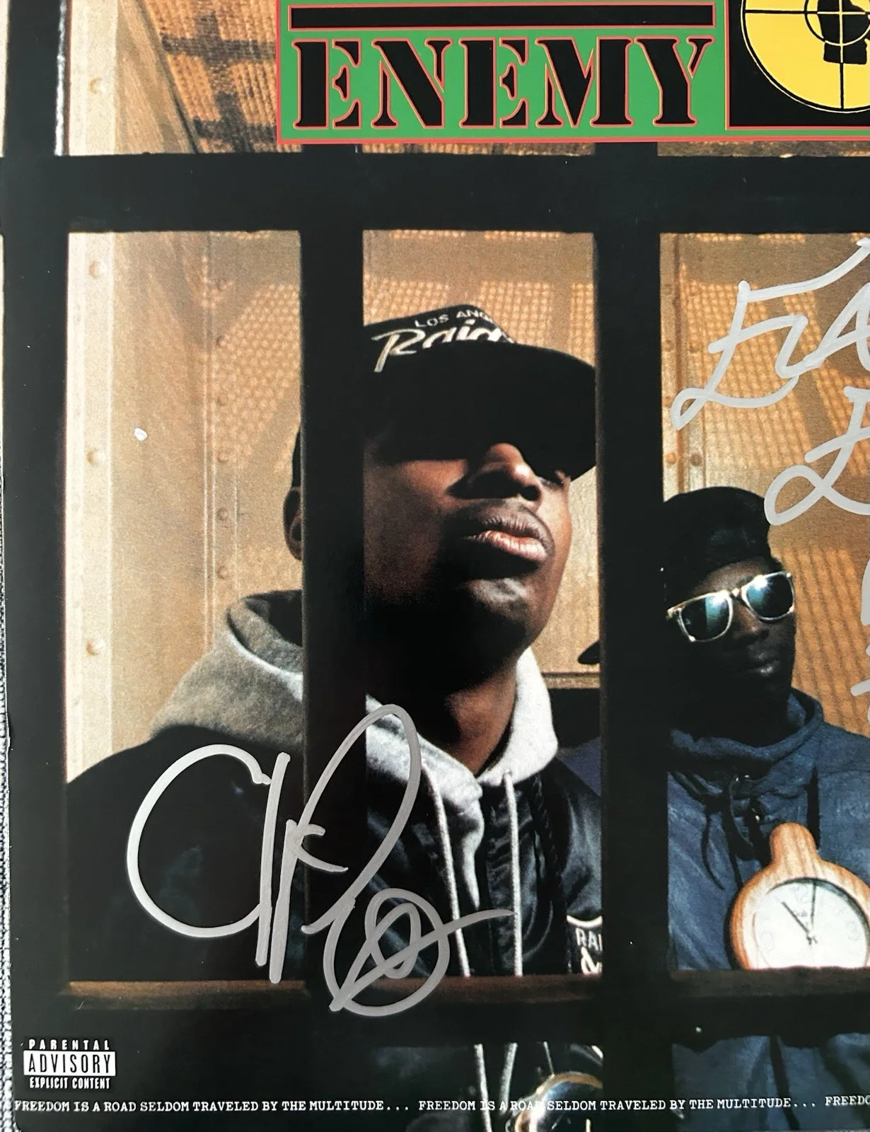 PUBLIC ENEMY CHUCK D AND FLAVOR FLAV SIGNED VINYL RECORD LP - BECKETT COA, изображение 3