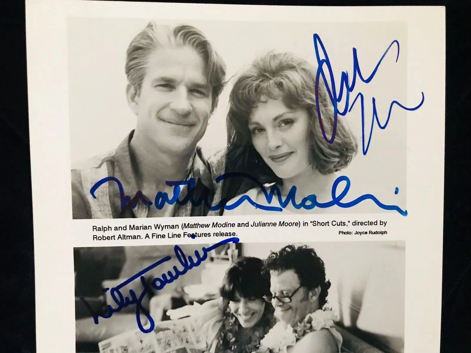 Julianne Moore, Matthew Modine, Lily Tomlin — Julianne Moore, Matthew Modine, Lily Tomlin signed 8x10 B&W Still Photo, image 2