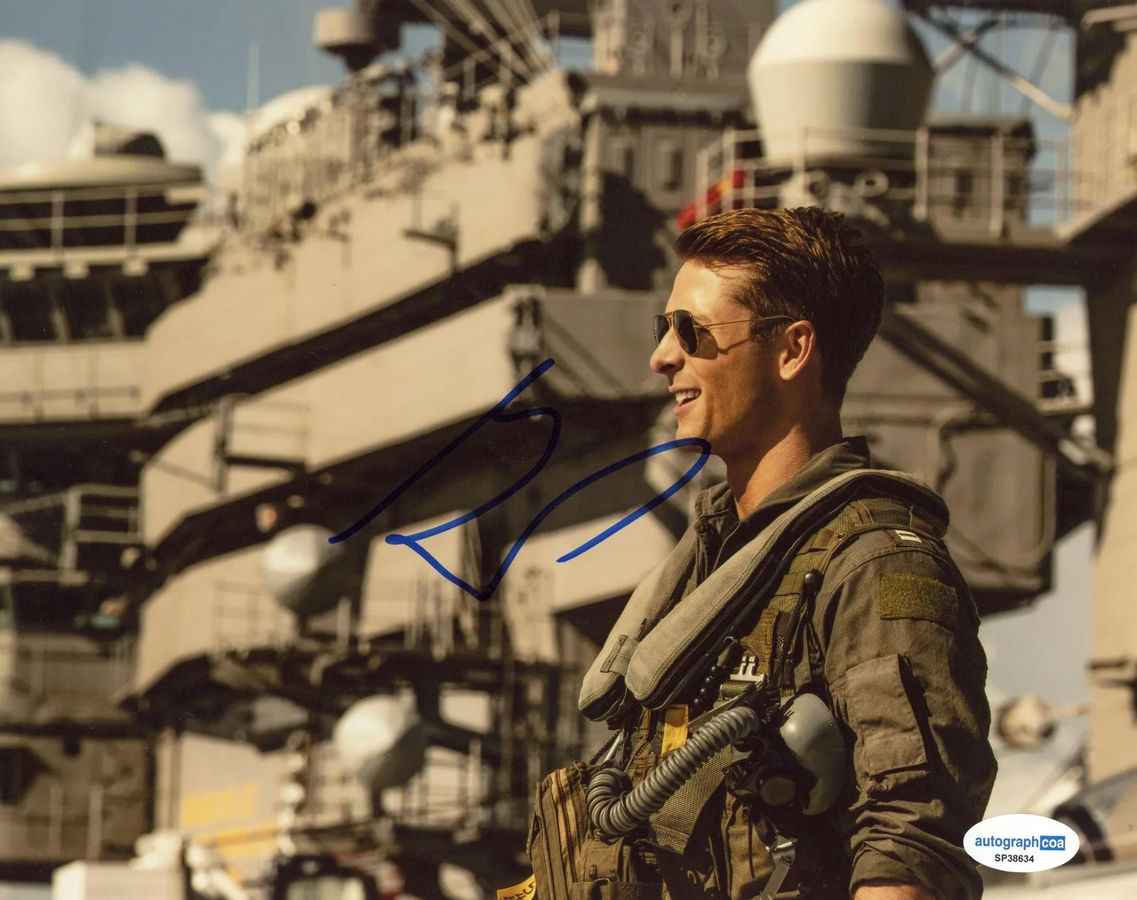 Glen Powell — Glen Powell "Top Gun: Maverick" AUTOGRAPH Signed 'Hangman' 8x10 Photo C ACOA, изображение 2