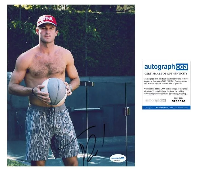 Tommy Paul — Tommy Paul AUTOGRAPH Signed USA Tennis ATP Shirtless 8x10 Photo ACOA