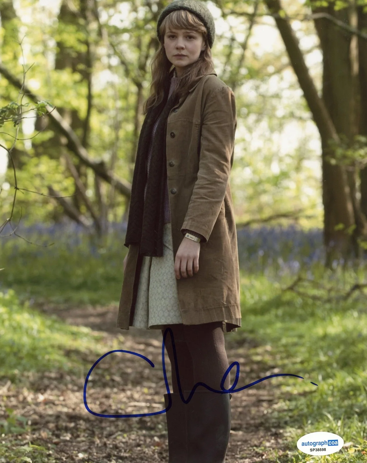 Carey Mulligan — Carey Mulligan "Never Let Me Go" AUTOGRAPH Signed 'Cathy' 8x10 Photo ACOA, изображение 2