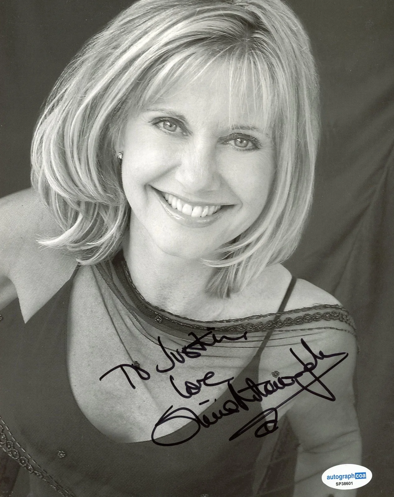 Olivia Newton-John — Olivia Newton-John "Grease" AUTOGRAPH Signed 8x10 Photo 'To Justin' ACOA, изображение 2