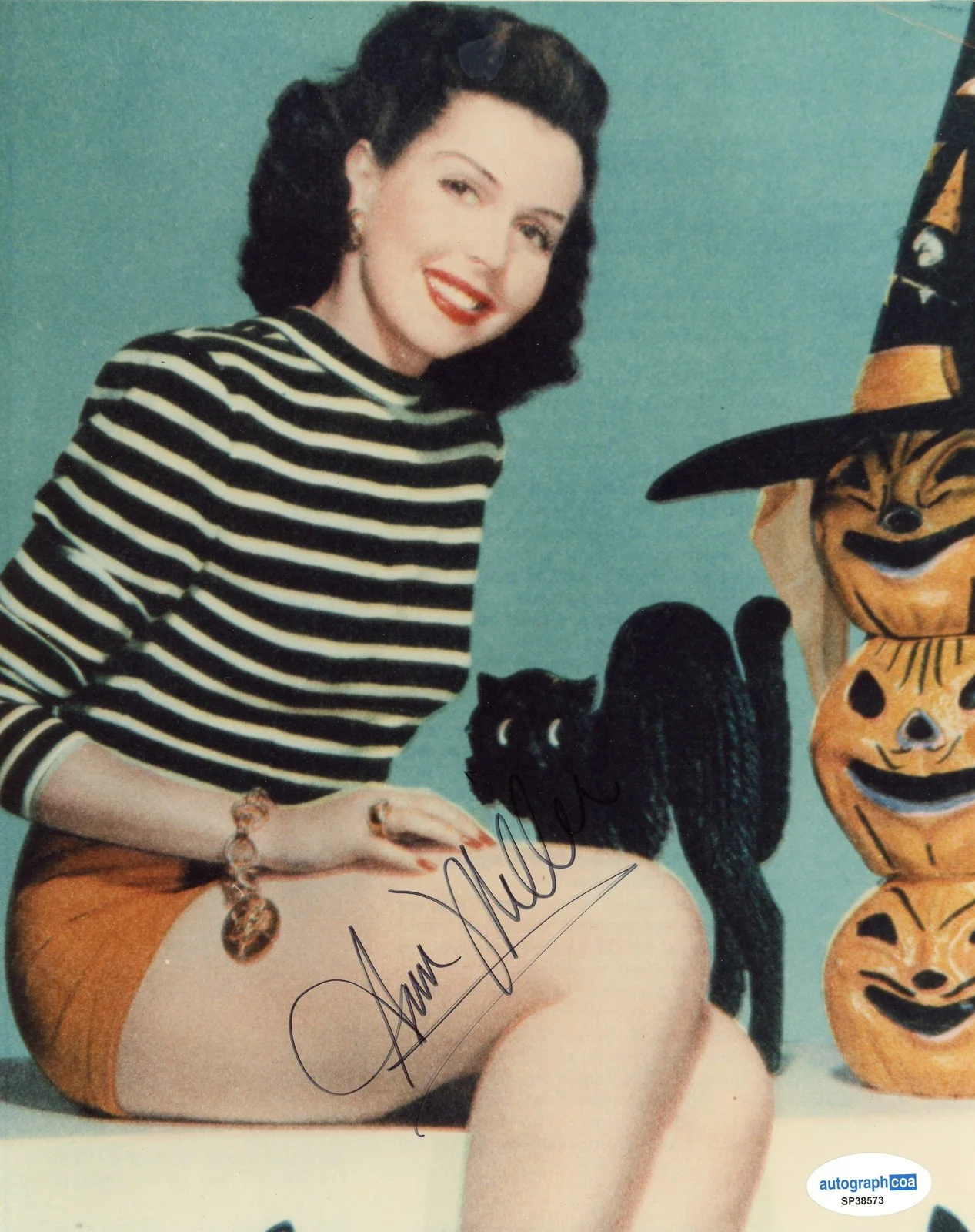 Ann Miller — Ann Miller "On the Town" AUTOGRAPH Signed Halloween Autographed 8x10 Photo ACOA, image 2