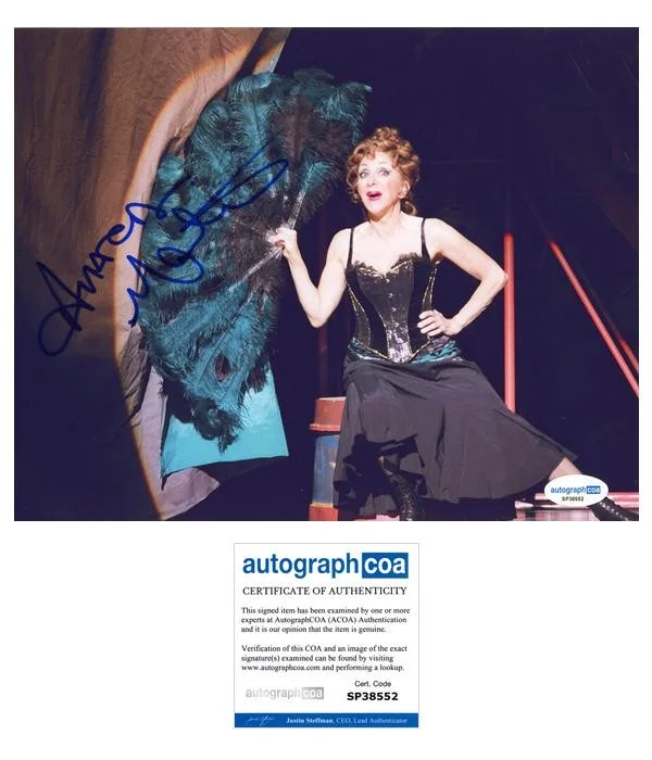Andrea Martin — Andrea Martin "Pippin" AUTOGRAPH Signed Tony Award Winner 8x10 Photo ACOA