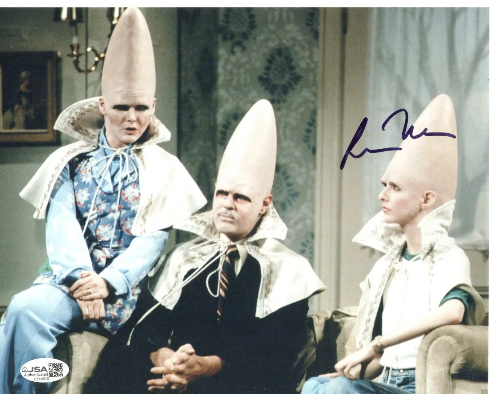 Laraine Newman — Laraine Newman signed 8x10 Photo Connie The Coneheads Saturday Night Live JSA
