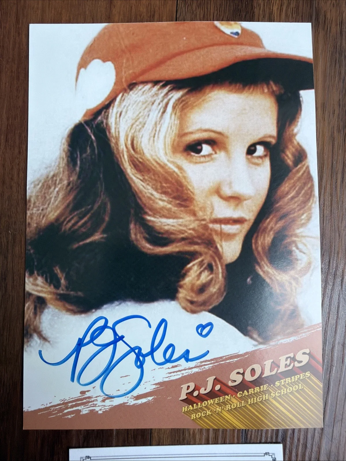 PJ Soles — PJ Soles Autographed 5x7 Photo Certificate Carrie Halloween Horror Auto Movie, изображение 2