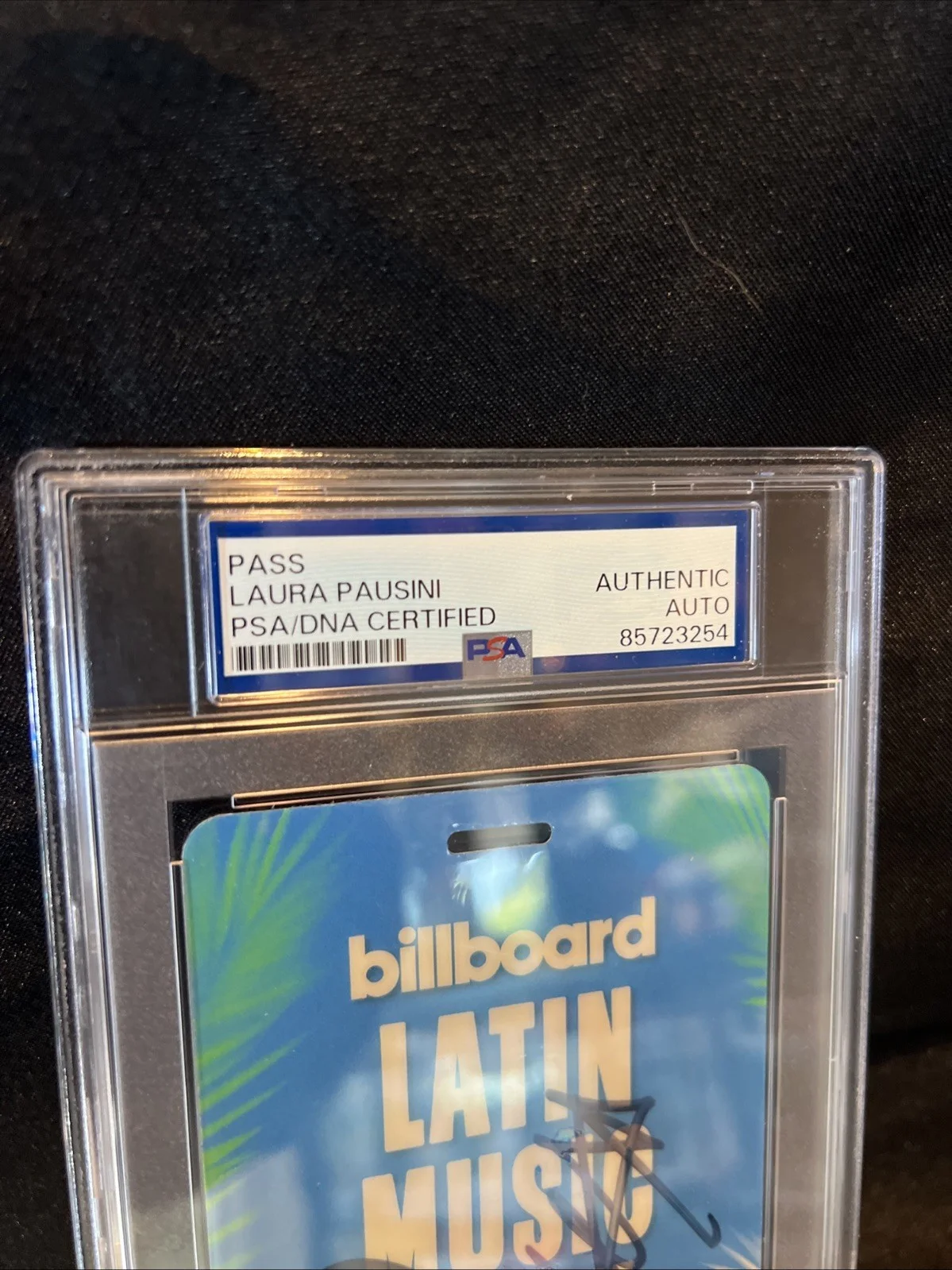 Laura Paussini signed autographed Billboard Badge Slabbed PSA/DNA UNIQUE ITEM, image 2