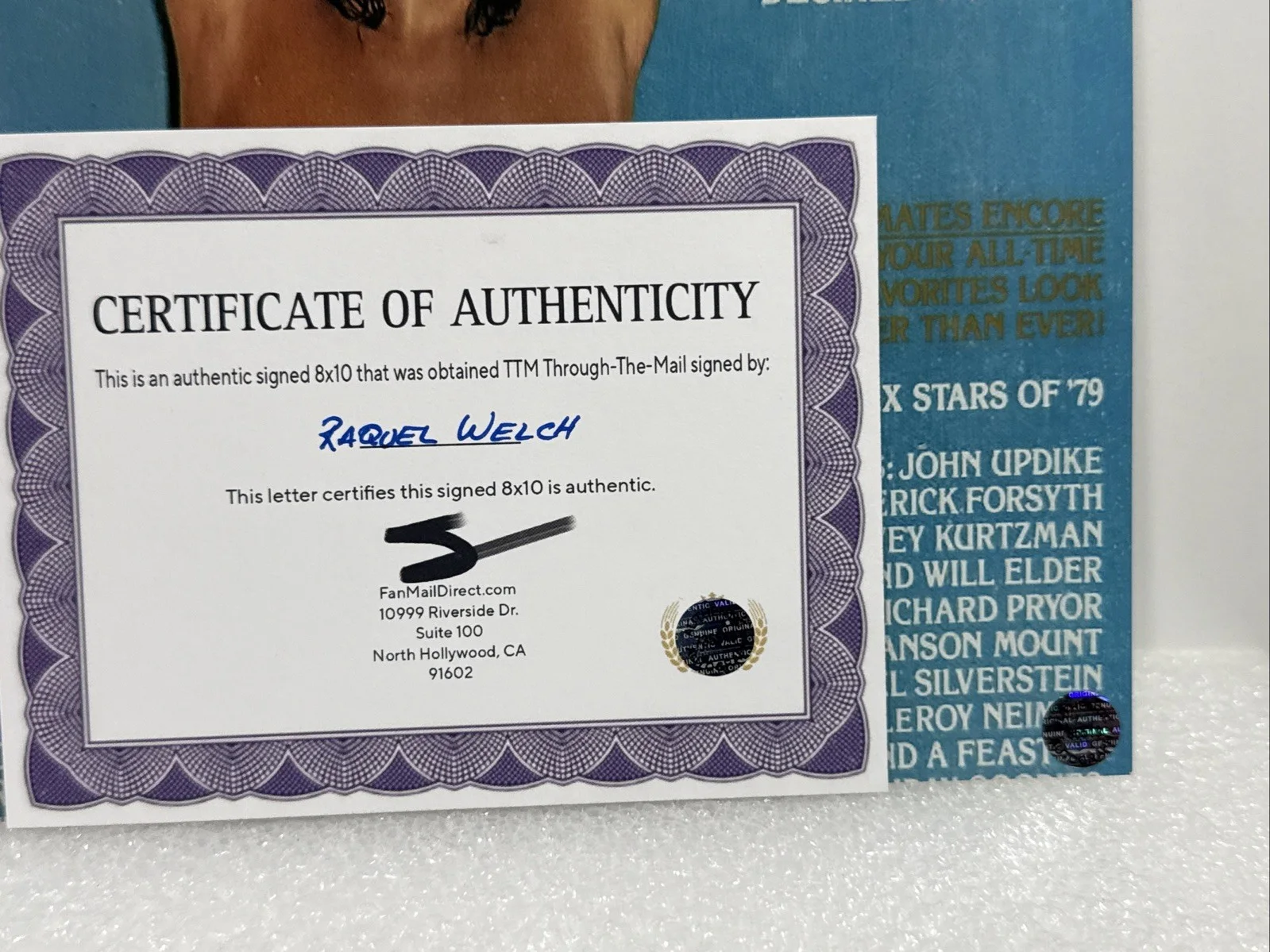Raquel Welch — Raquel Welch (Actress) Signed Autographed 8x10 cover photo - AUTO with COA, image 2