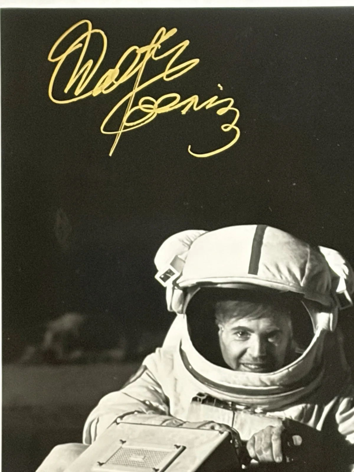 Walter Koenig, Robert Dyke — Walter Koenig & Robert Dyke Moontrap Movie - 8x10 Autographed Photo - RARE, изображение 2
